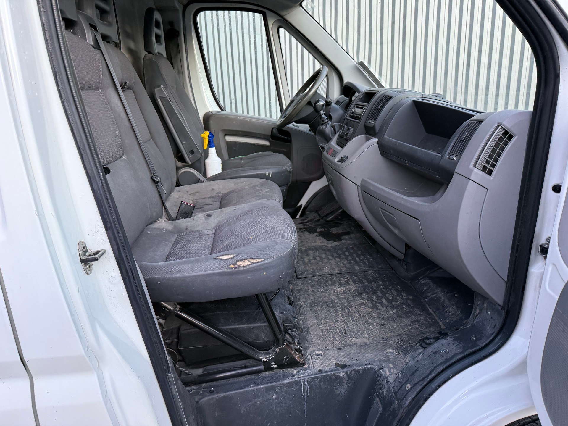 CITROEN Jumper 2.2 HDi 30 L1H1 3. PLACES CHARGE 1080 kg-image-25