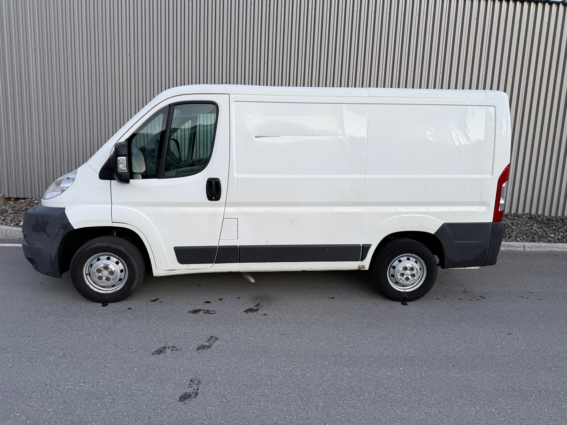 CITROEN Jumper 2.2 HDi 30 L1H1 3. PLACES CHARGE 1080 kg-showroom-element-1