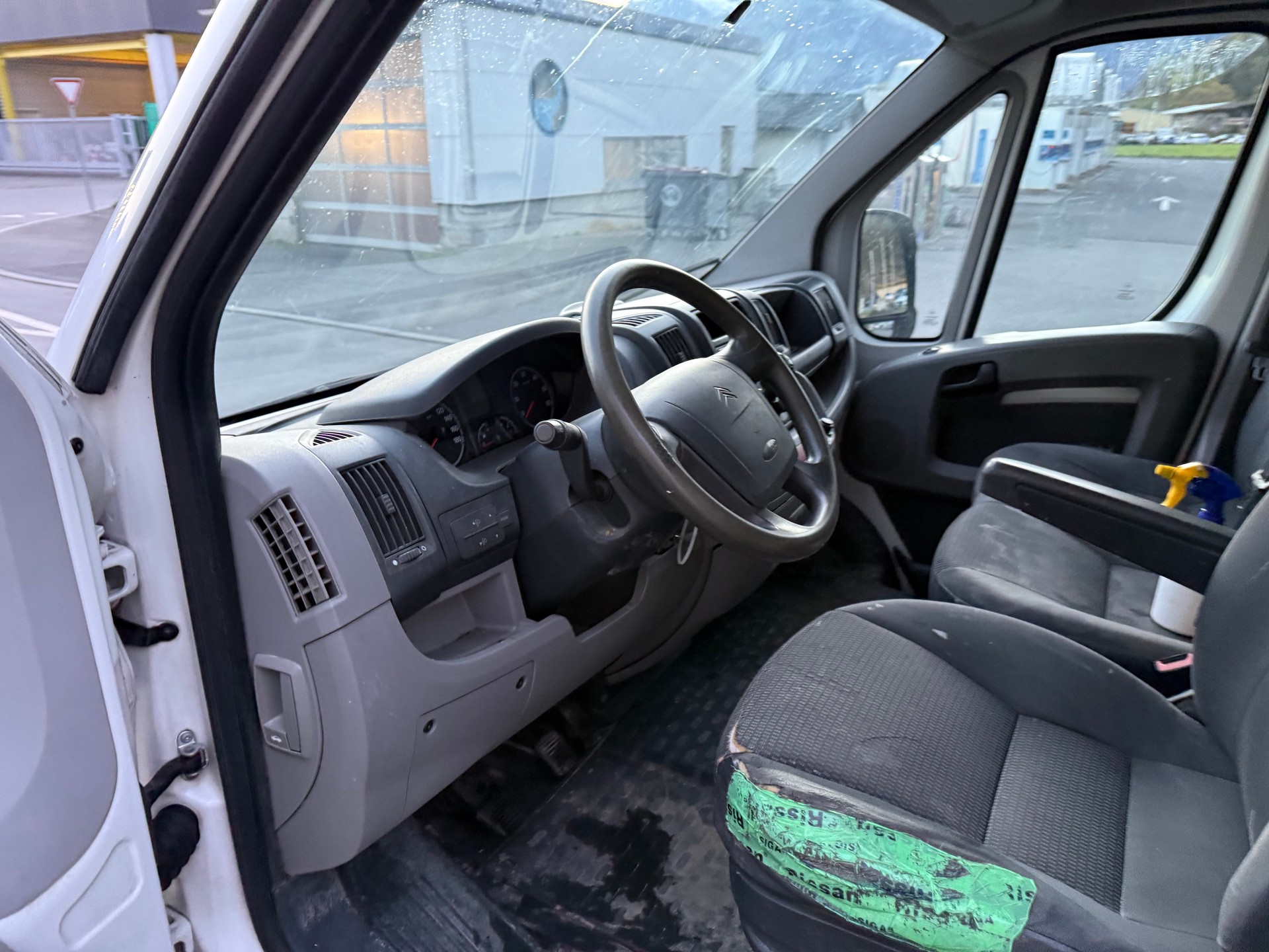 CITROEN Jumper 2.2 HDi 30 L1H1 3. PLACES CHARGE 1080 kg-image-18