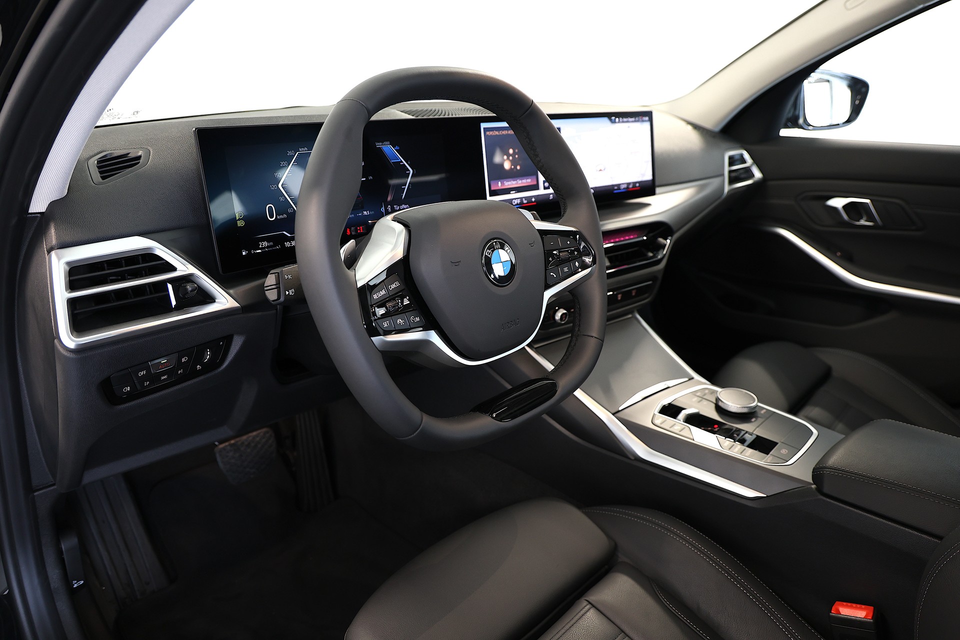 BMW 320d xDrive 48V Touring Steptronic-image-7