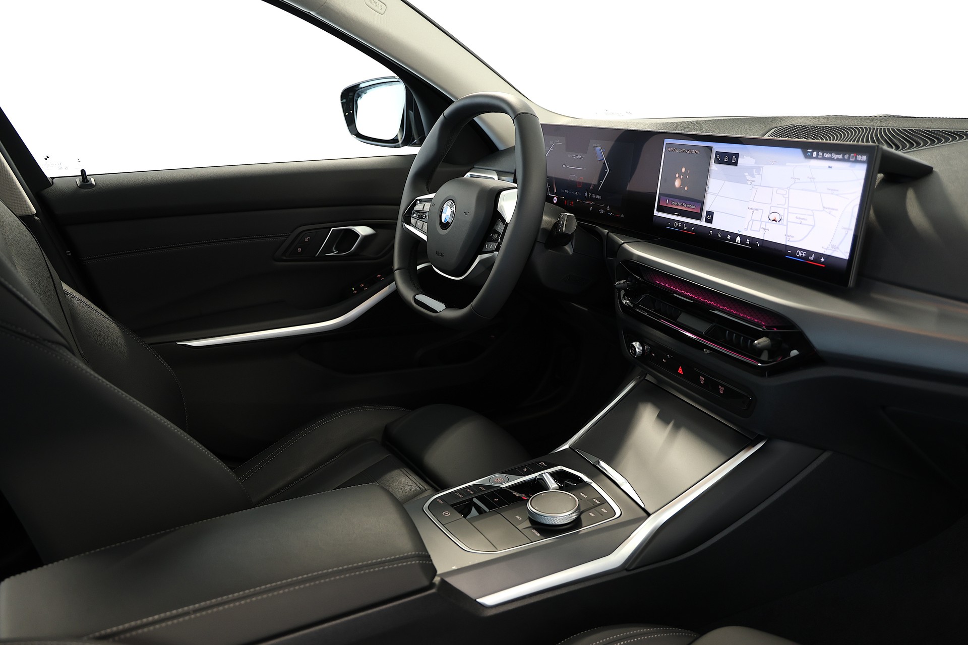 BMW 320d xDrive 48V Touring Steptronic-image-12