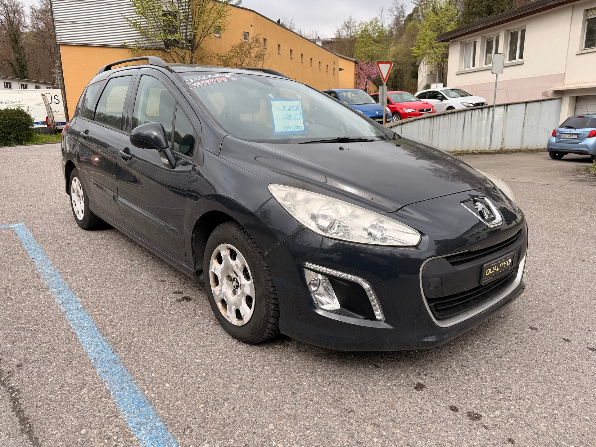 PEUGEOT 308 SW 1.6 HDI Allure EGS6-image-7
