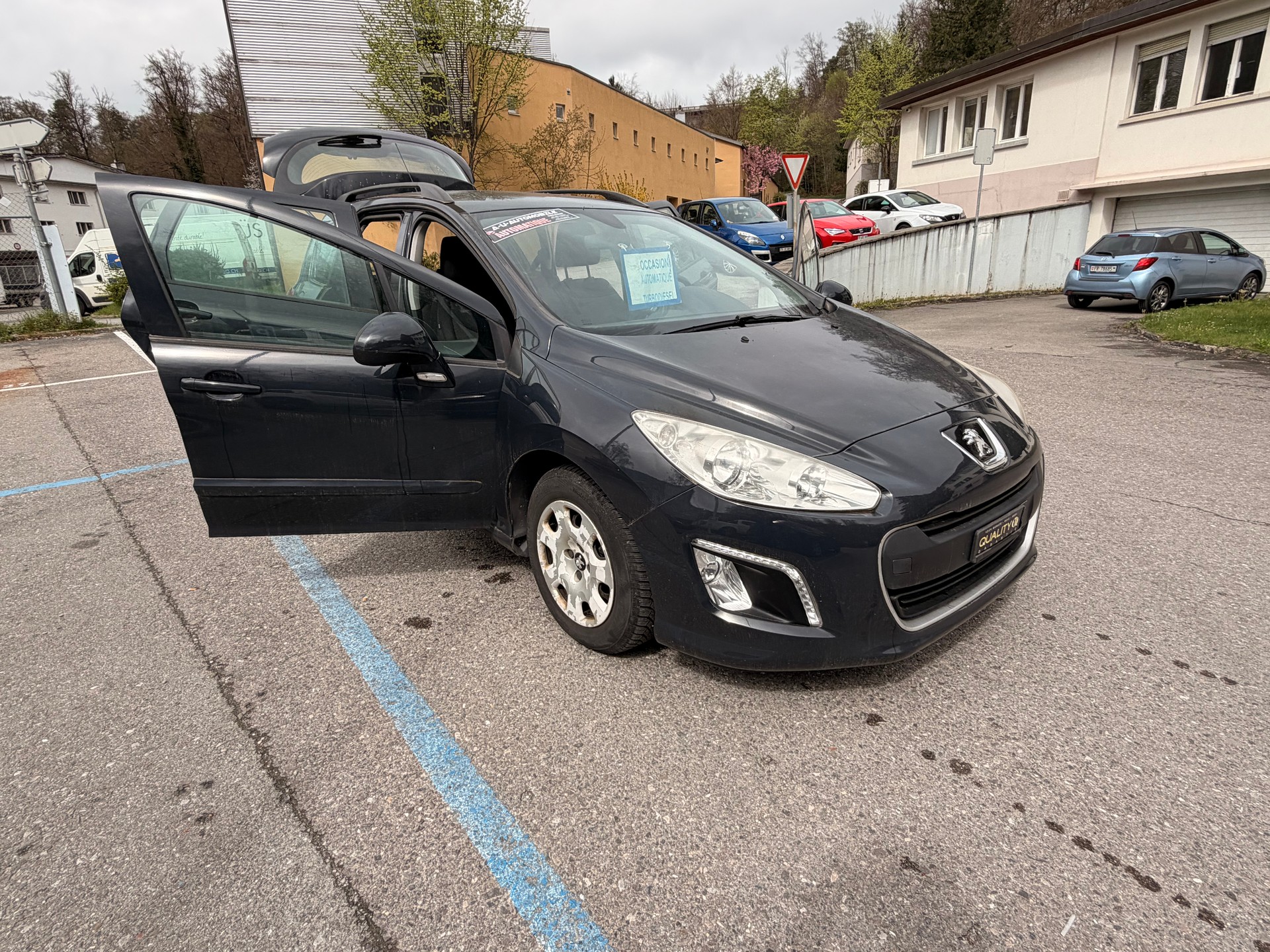 PEUGEOT 308 SW 1.6 HDI Allure EGS6-image-20