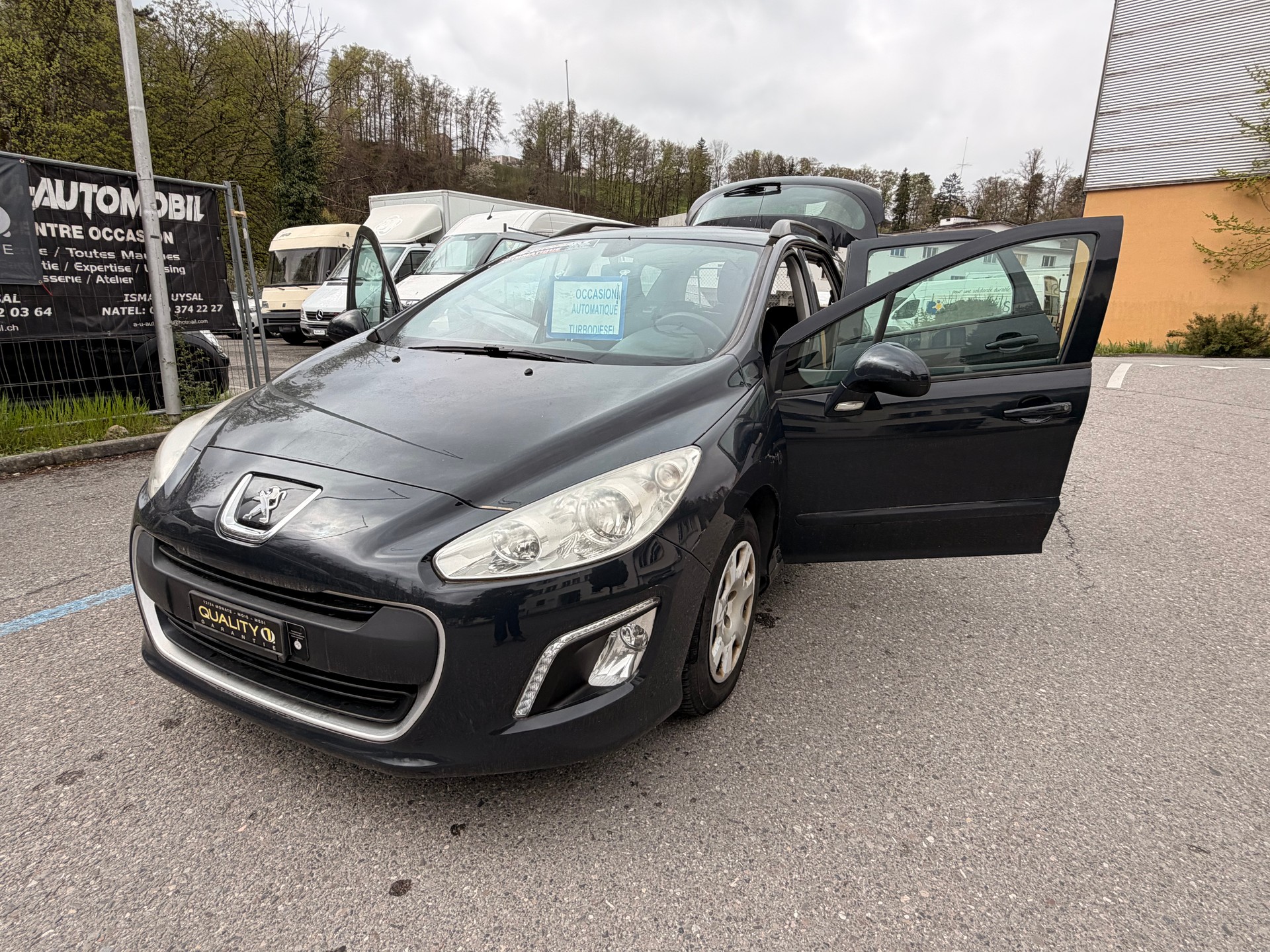 PEUGEOT 308 SW 1.6 HDI Allure EGS6-image-15