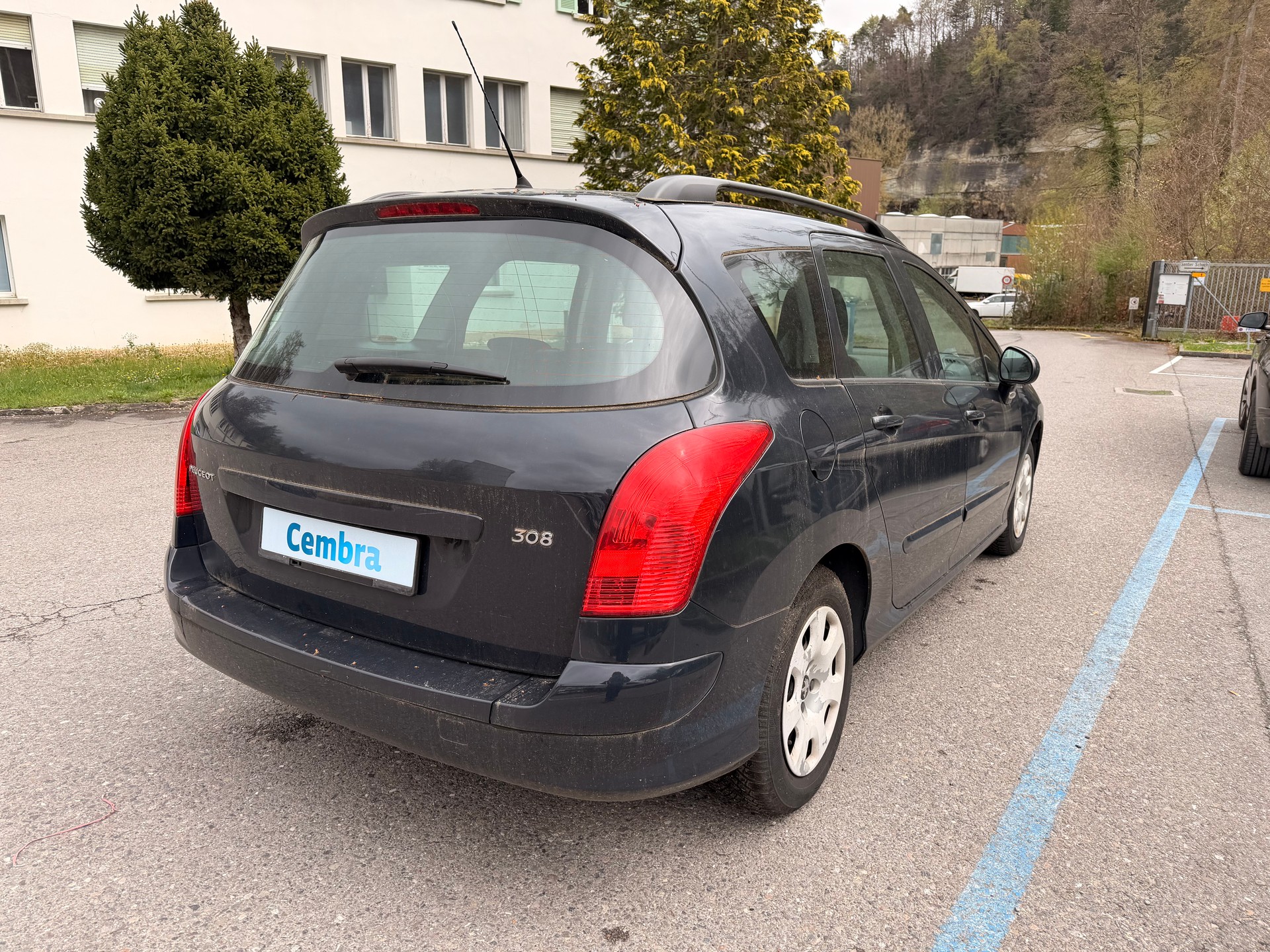 PEUGEOT 308 SW 1.6 HDI Allure EGS6-image-5