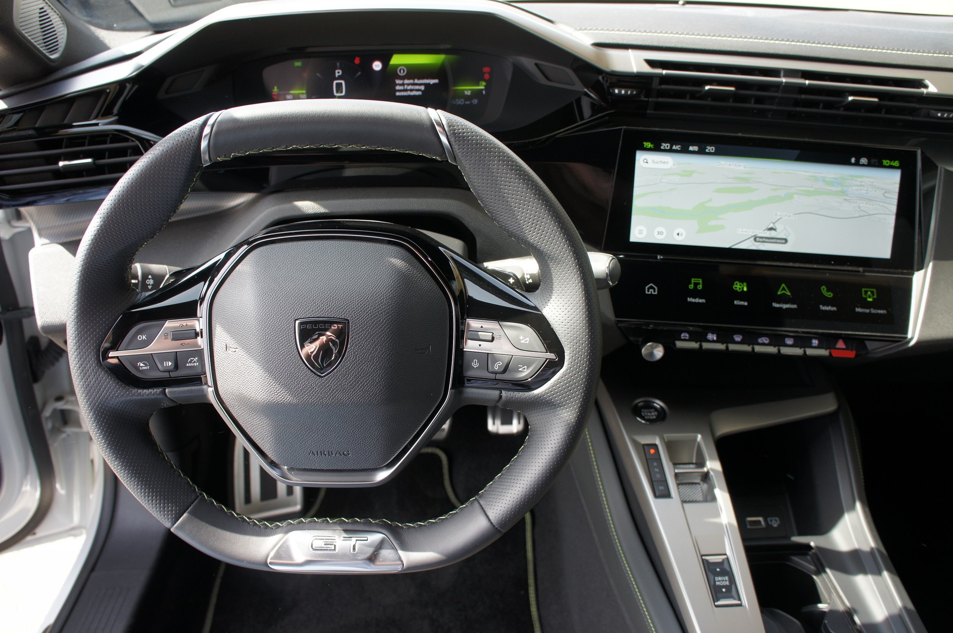 PEUGEOT 308 1.2 HEV 145 GT-image-20