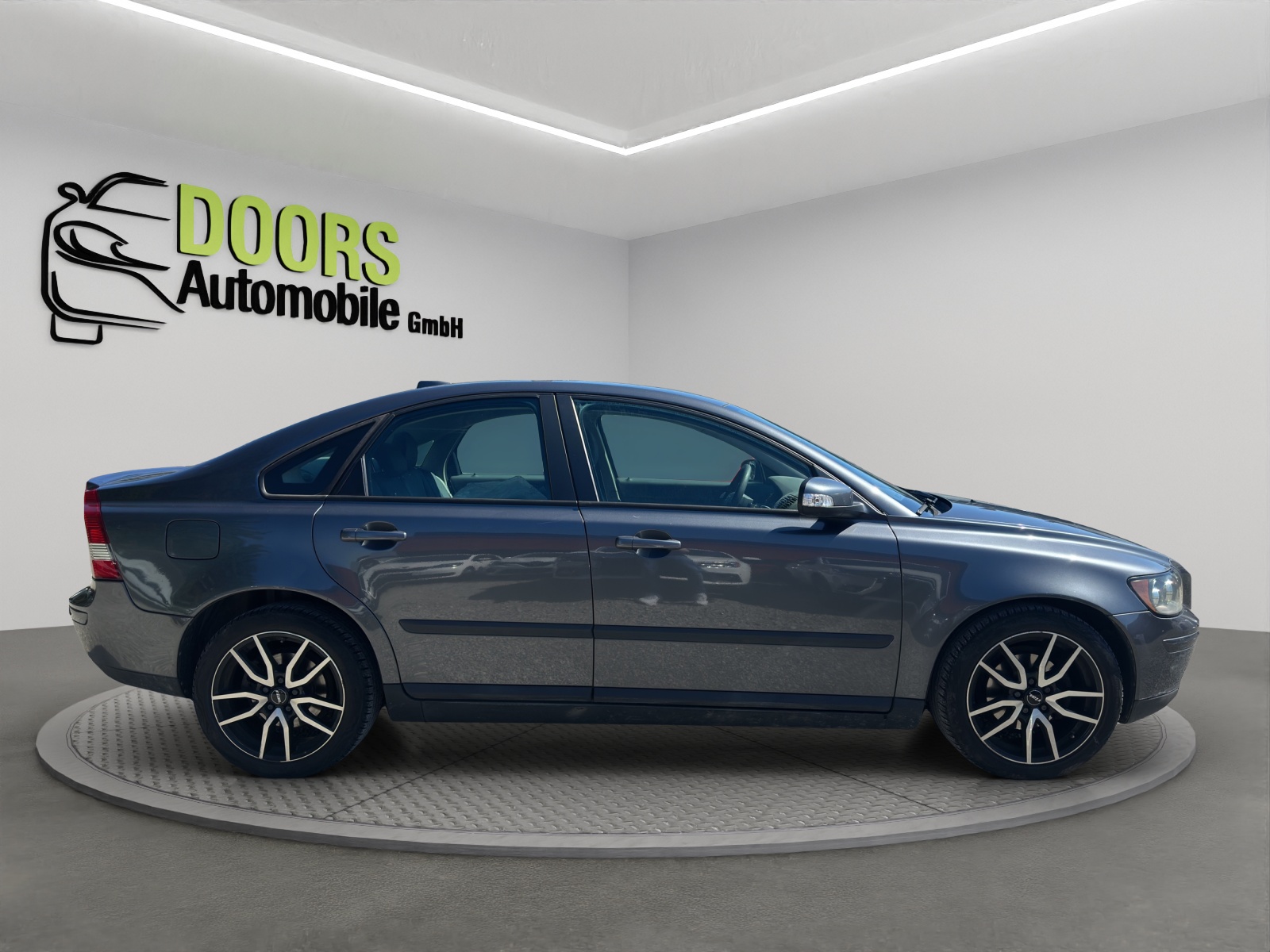 VOLVO S40 1.6 Momentum-image-7