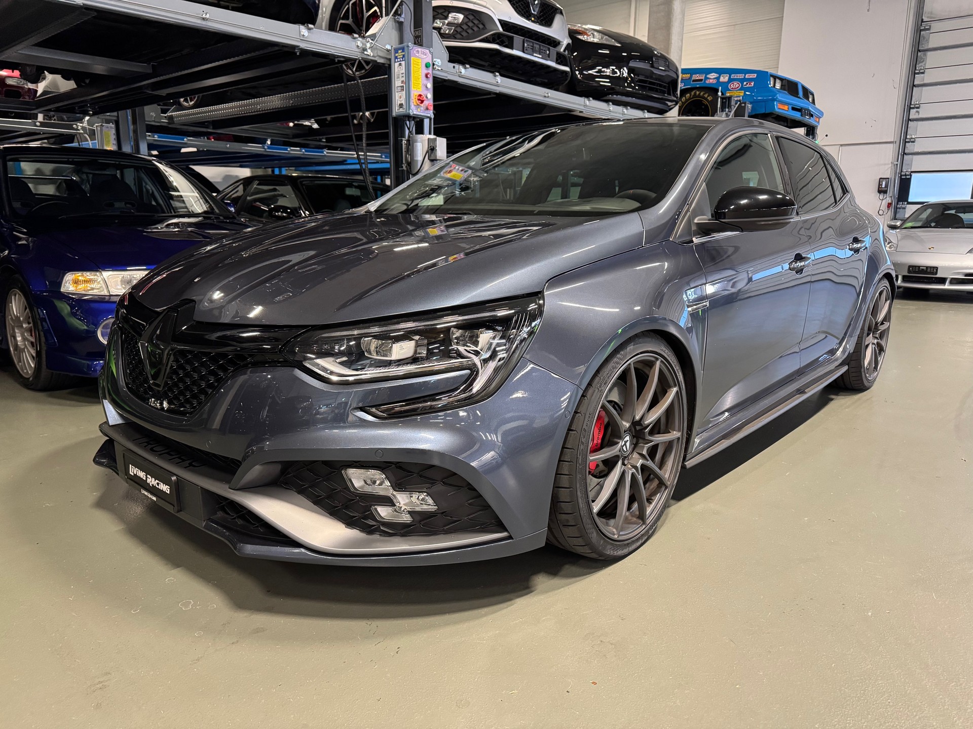 RENAULT Mégane Trophy 300 EDC *RECARO*-image-1