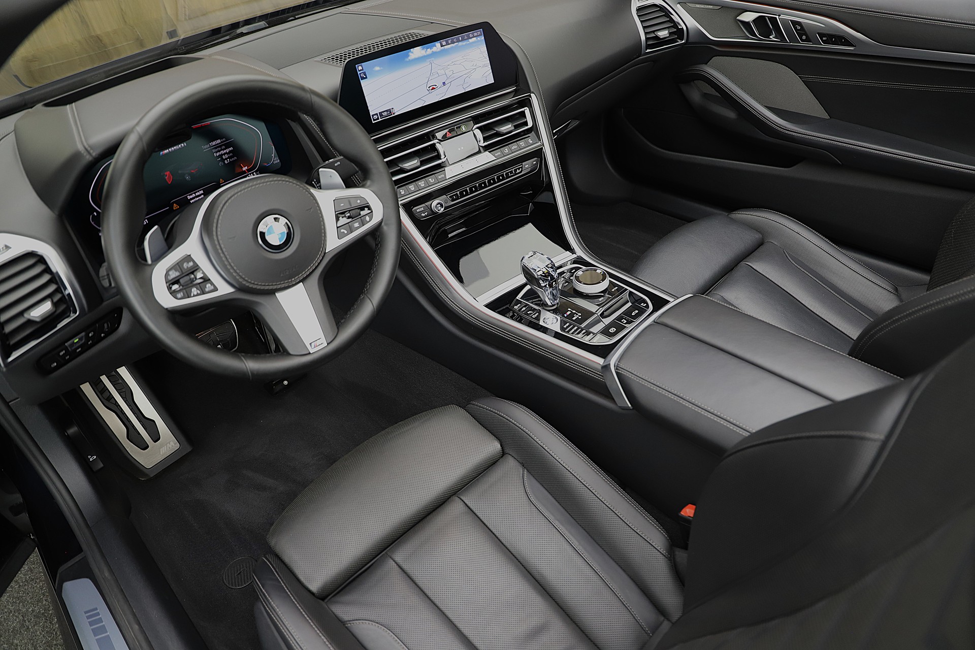BMW M850i xDrive Steptronic-image-6