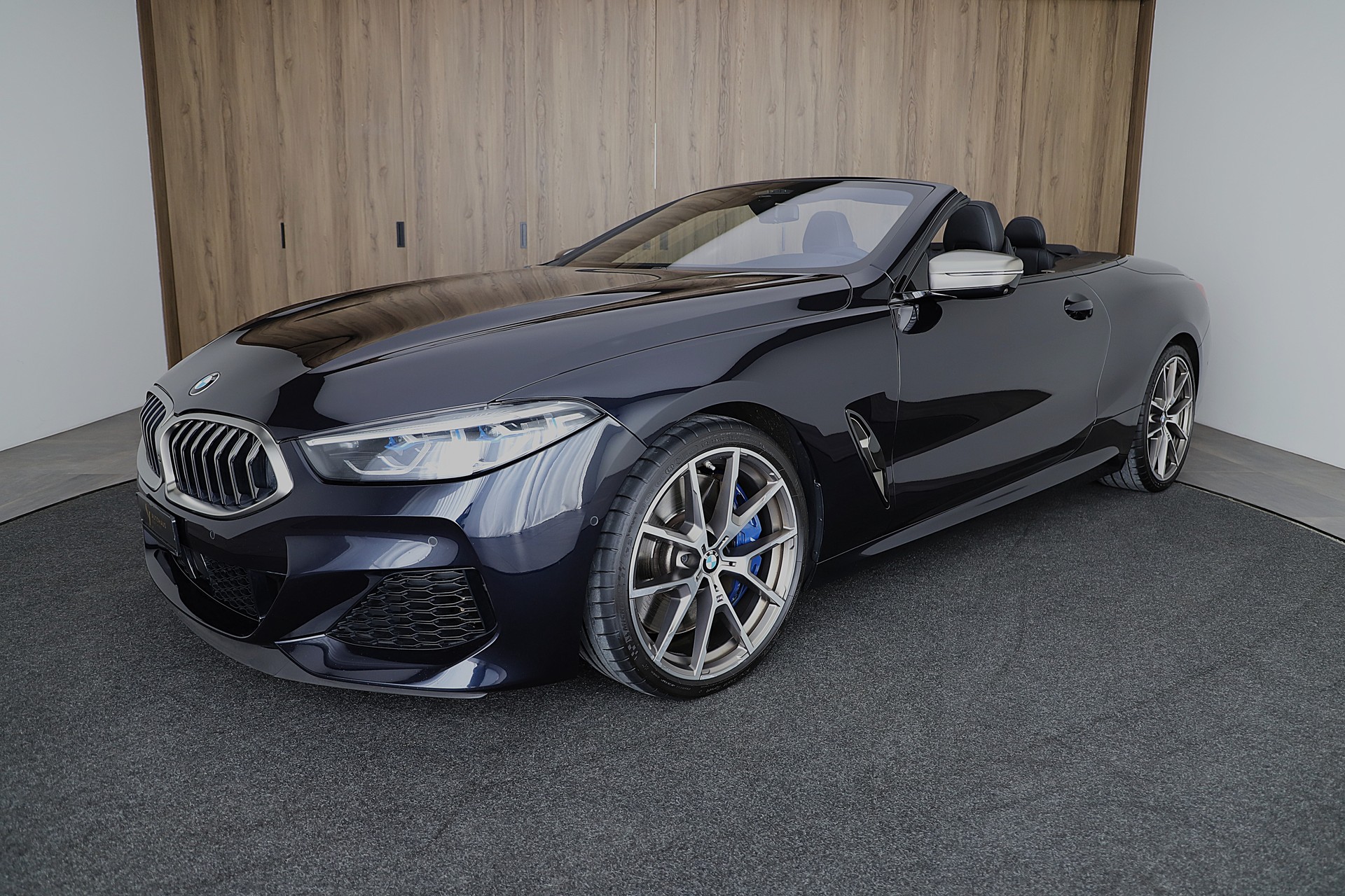 BMW M850i xDrive Steptronic-image-0