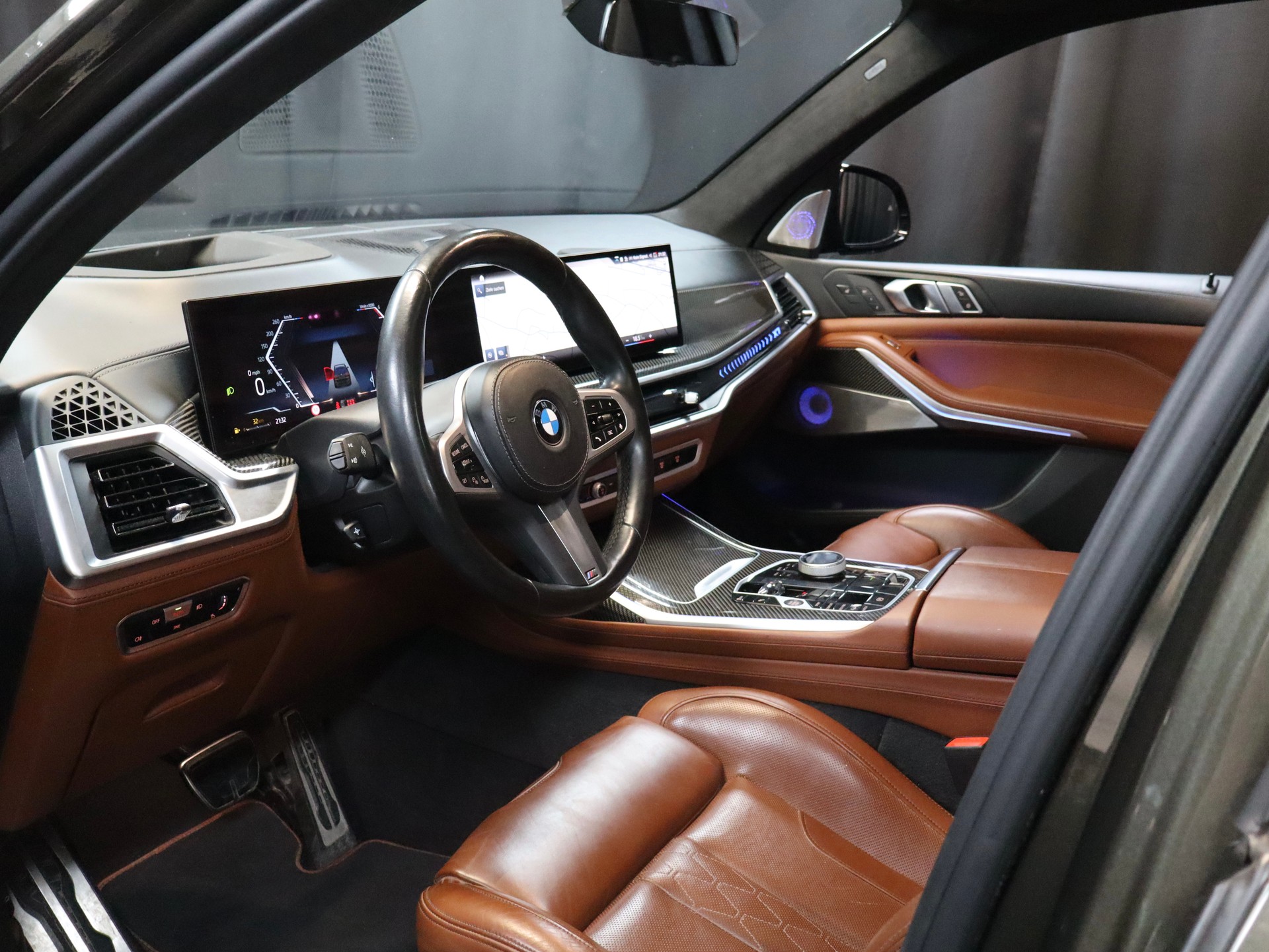 BMW X7 xDrive 48V 40d M Sport Pro Steptronic-showroom-element-2