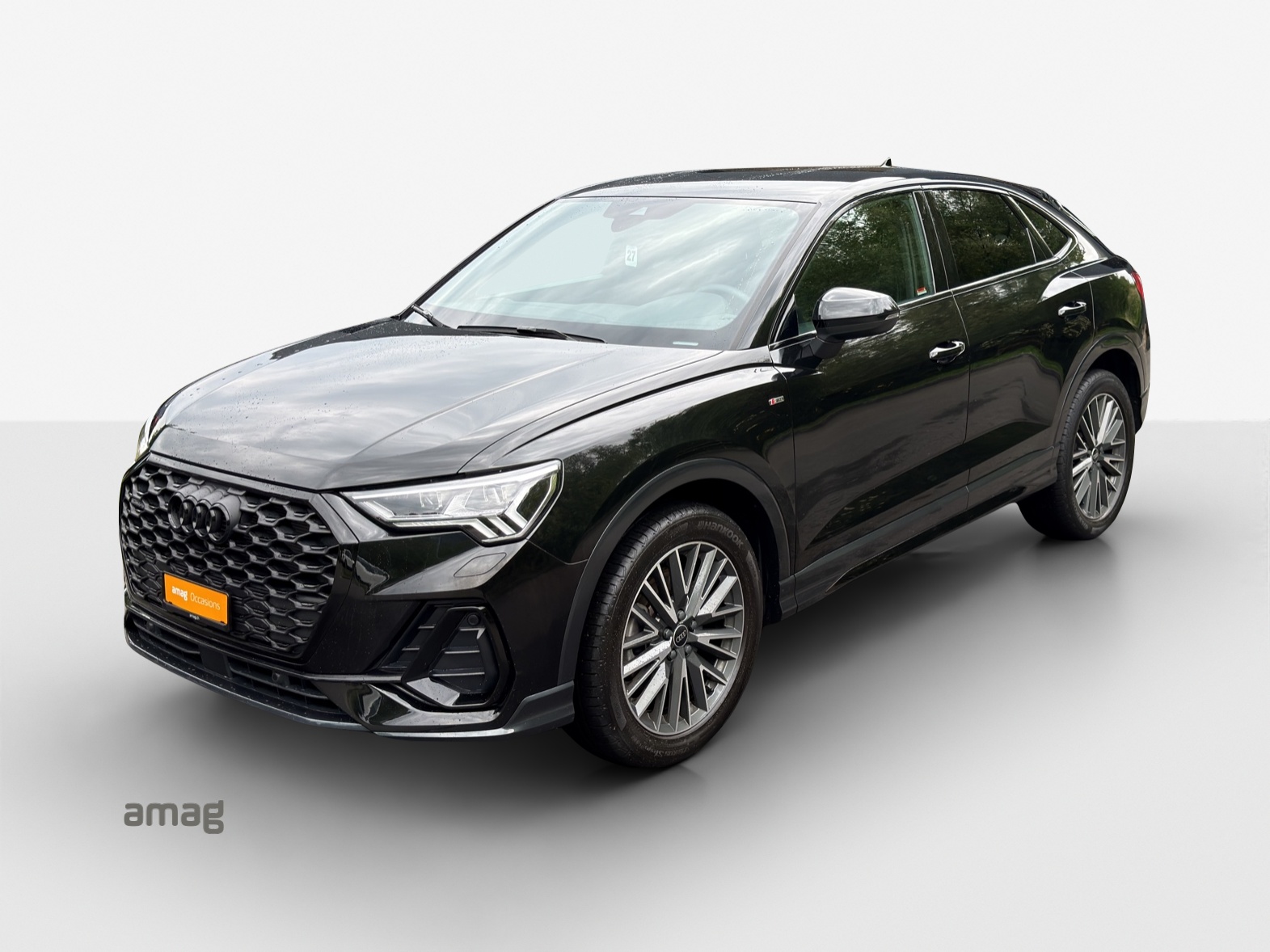 AUDI Q3 Sportback 40 TFSI S line quattro S-tronic-image-0