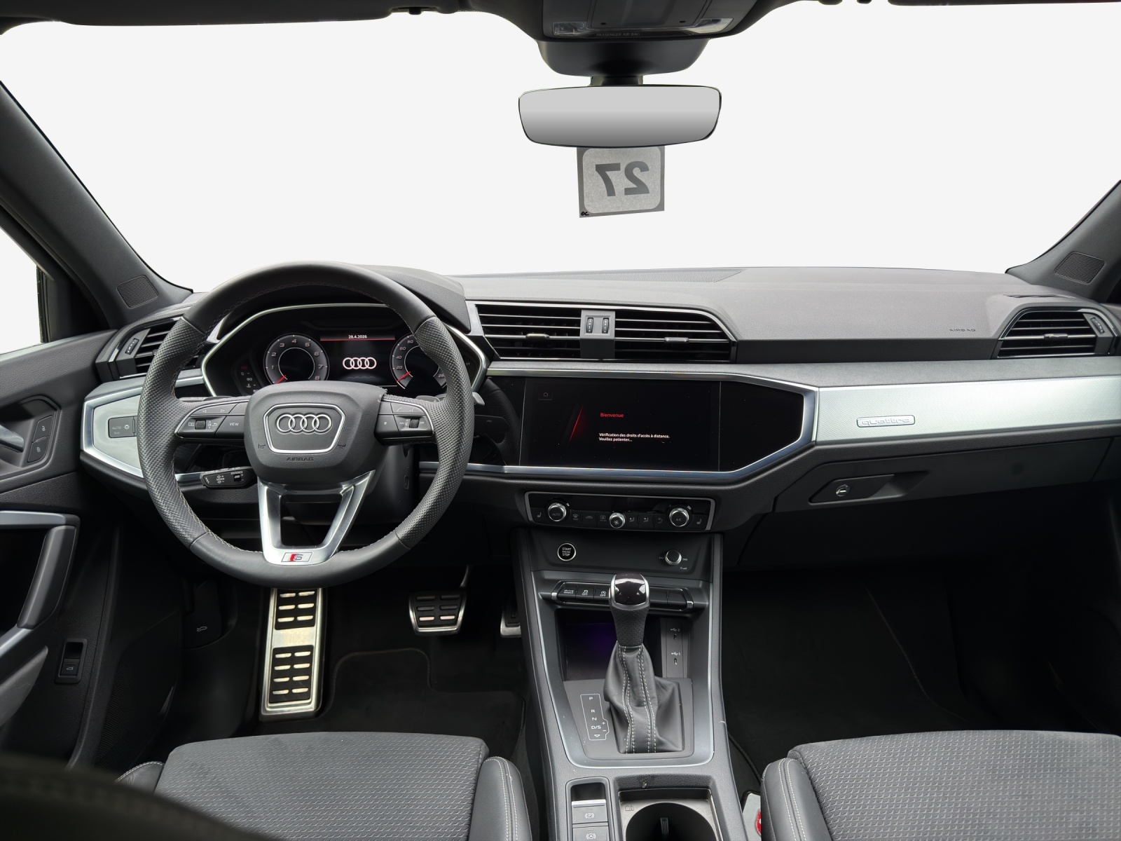 AUDI Q3 Sportback 40 TFSI S line quattro S-tronic-image-8