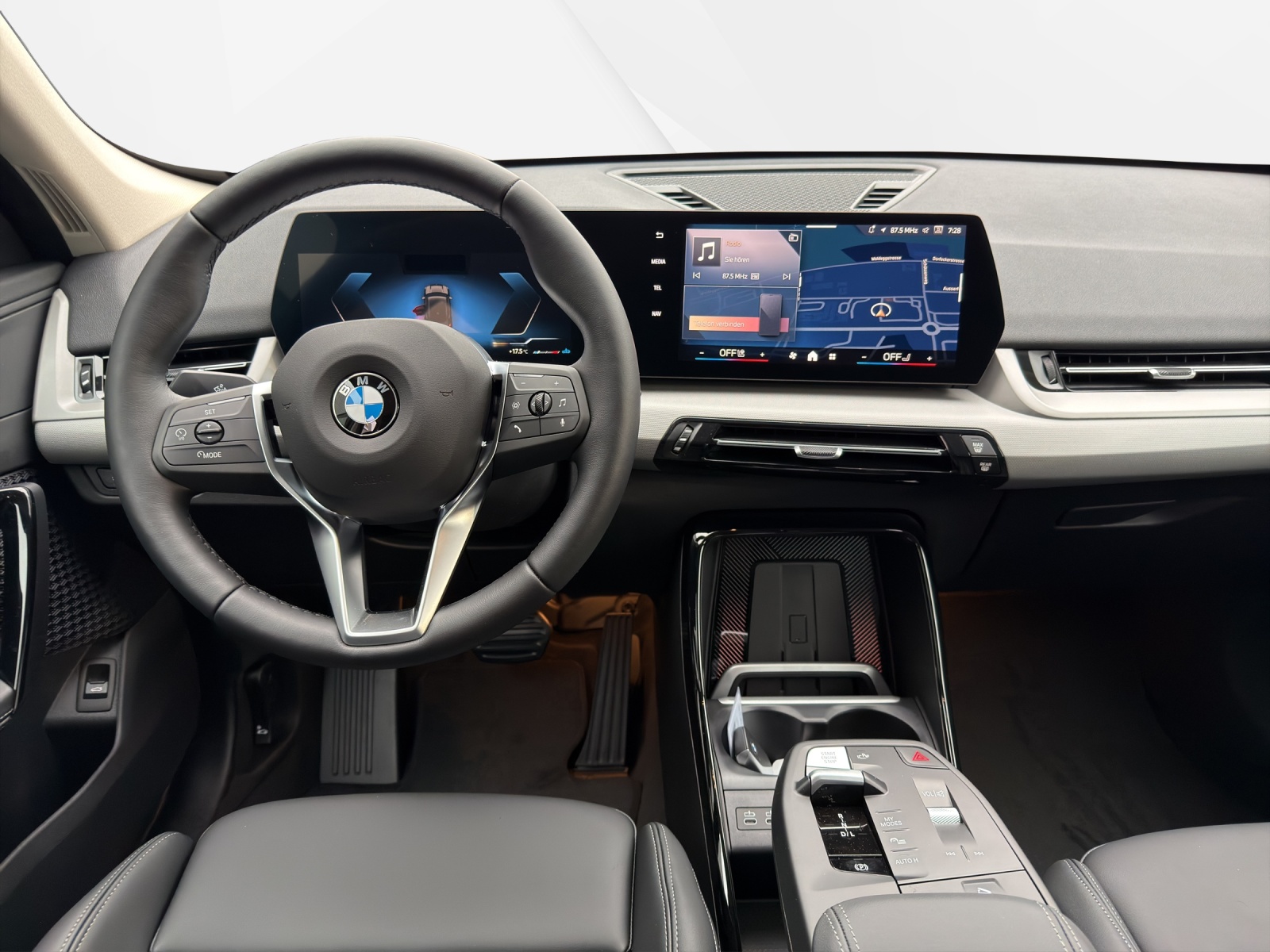 BMW X1 sDrive 18i-image-12