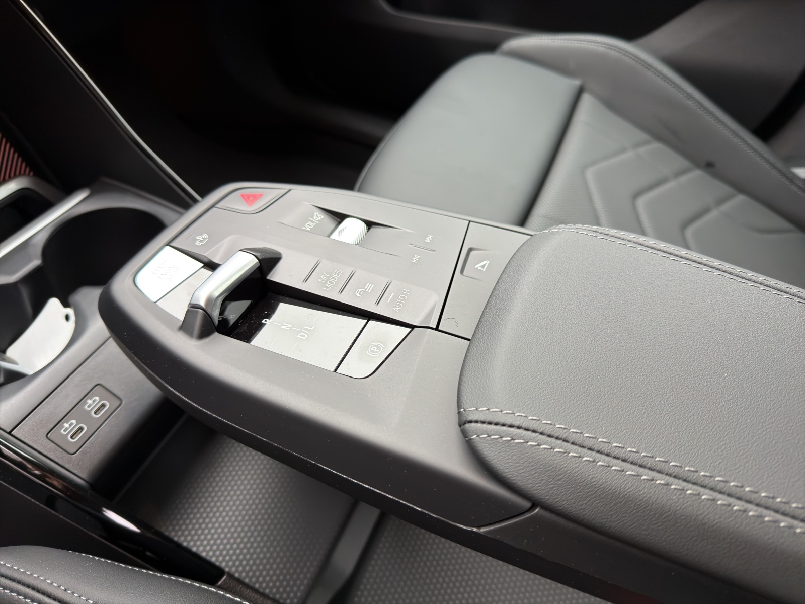 BMW X1 sDrive 18i-image-20