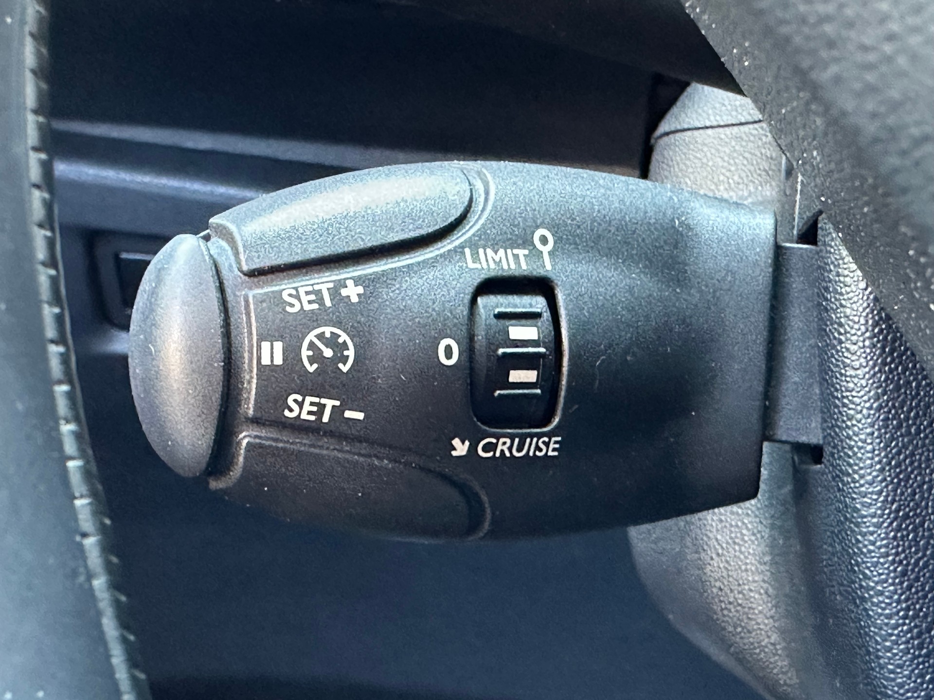 DS AUTOMOBILES DS3 Cabrio 1.6 THP Sport Chic-image-19