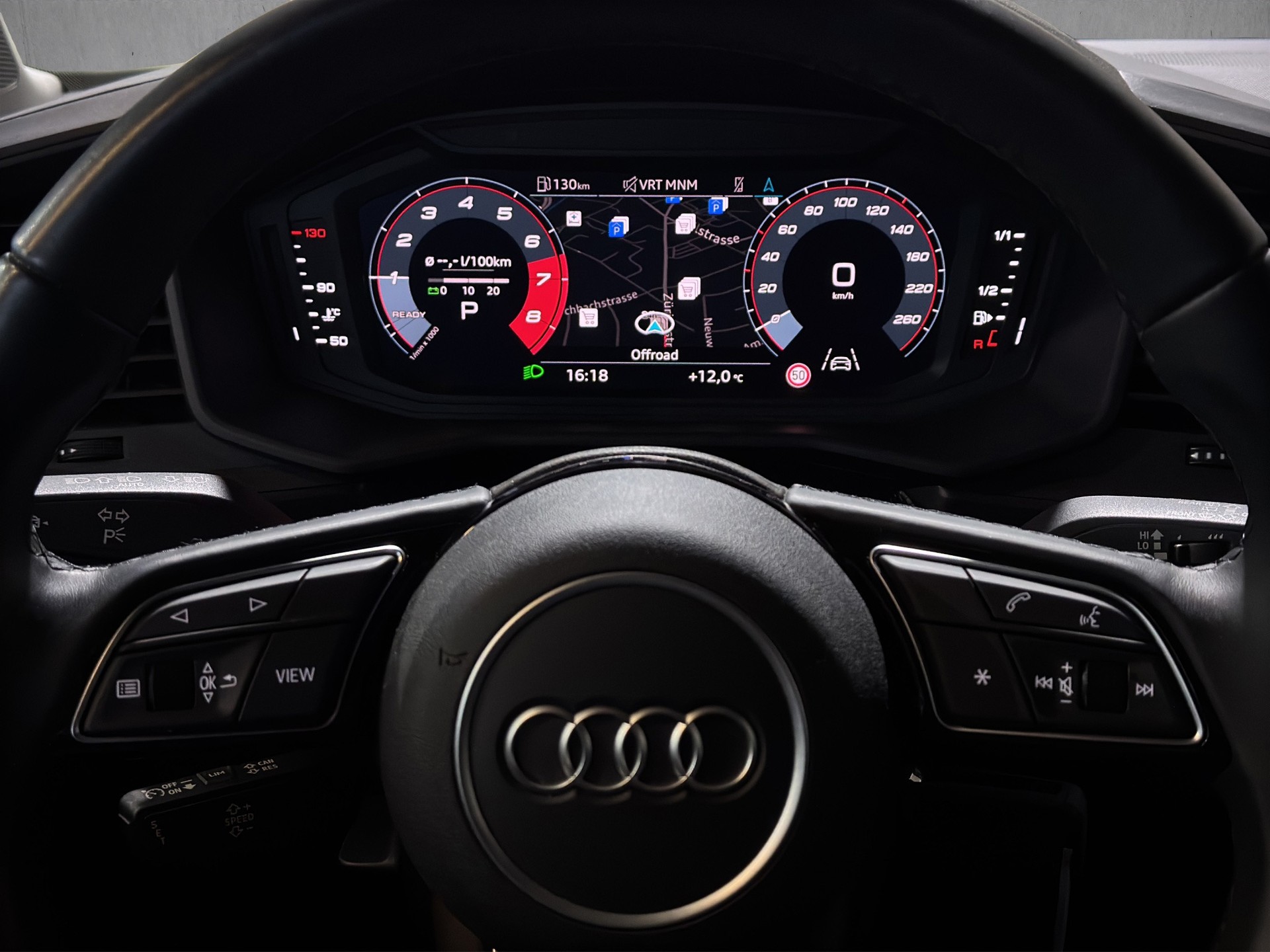AUDI A1 allstreet 30 TFSI S-tronic-image-12