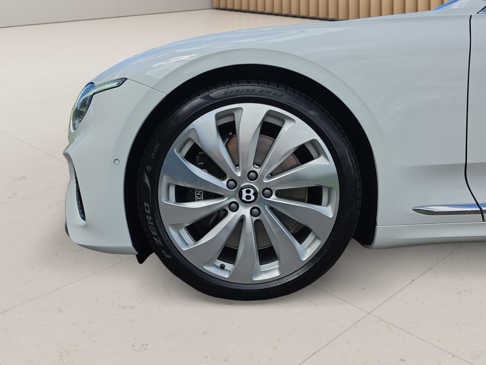 BENTLEY Continental GT V8 PHEV 680 PS/ 1.9% Leasing möglich.-image-19