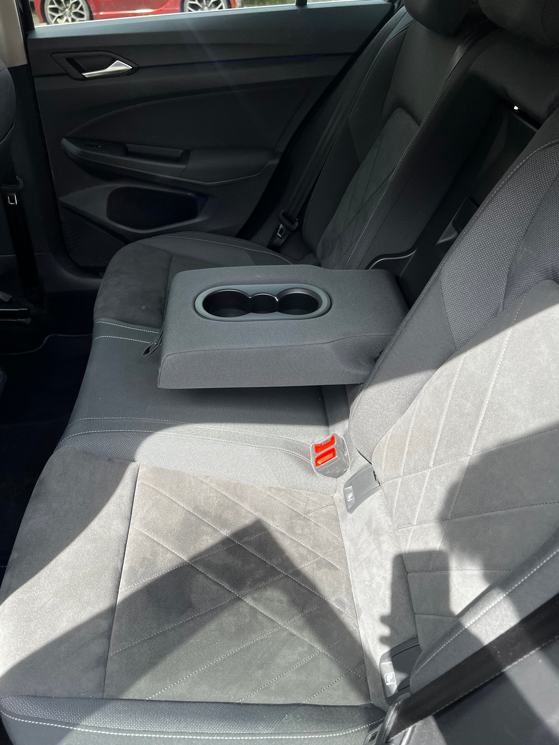 VW 1.5 eTSI Style DSG-image-7