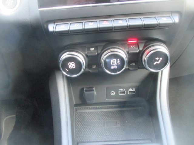 MITSUBISHI ASX 1.6 PHEV Intense-image-9