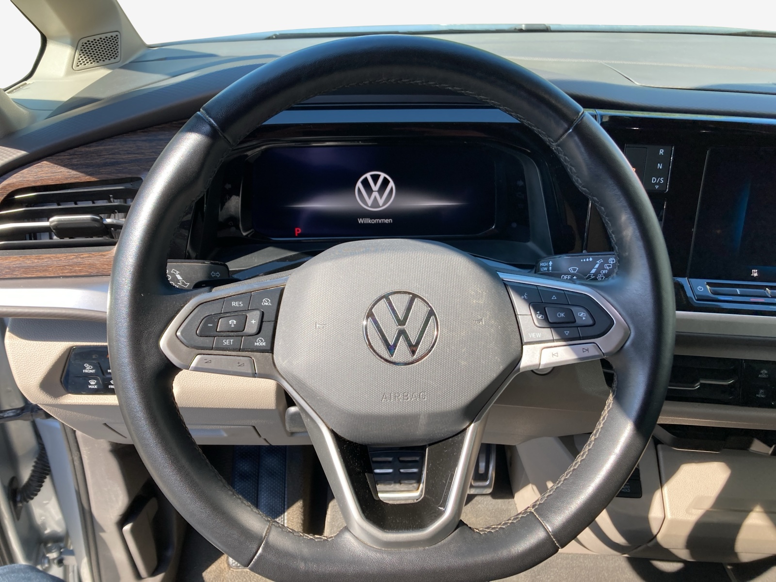 VW Multivan 2.0 TDI Style DSG Lang-image-9