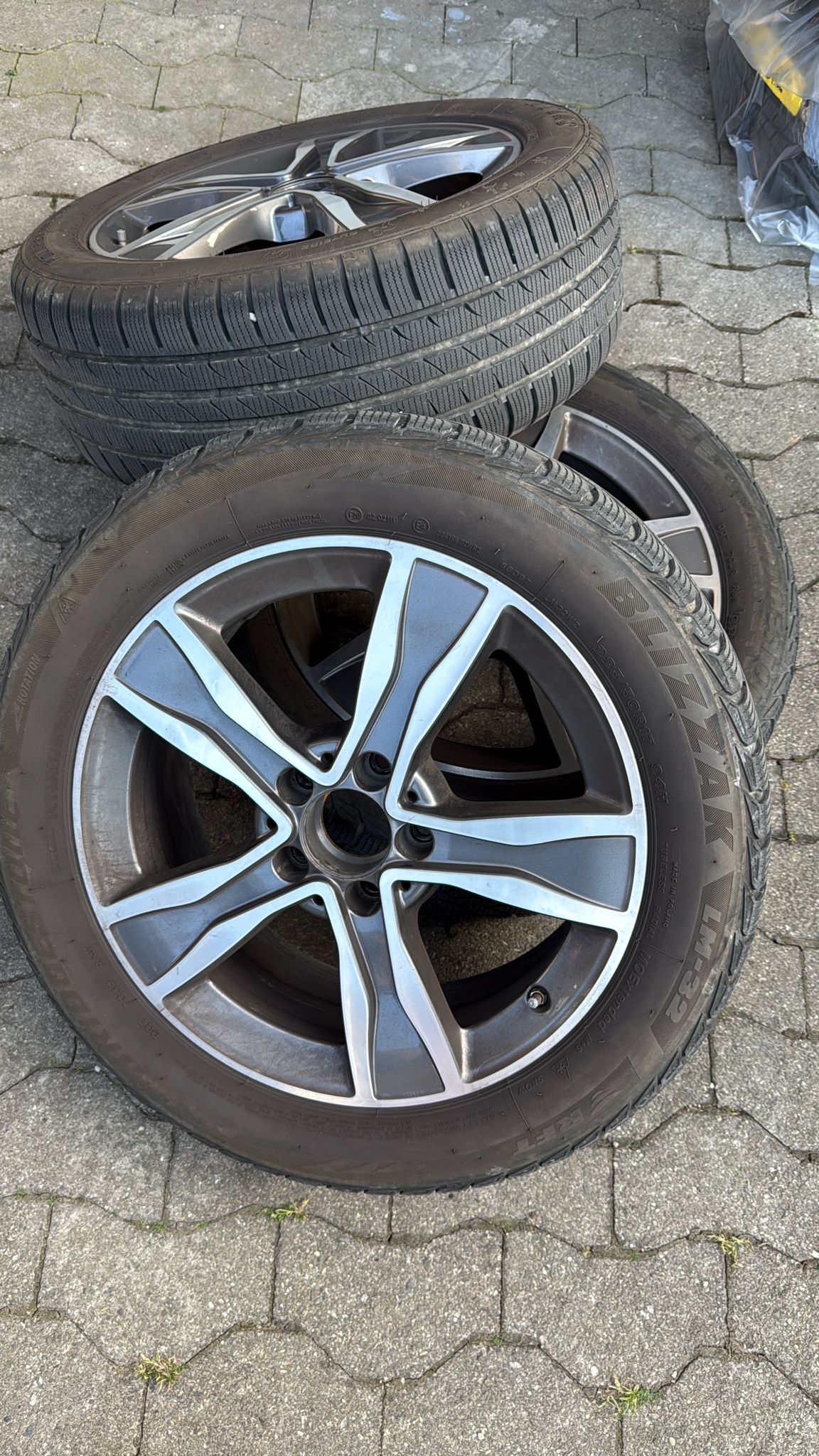 MERCEDES-BENZ C 220 d Swiss Star AMG Line 4M 9G-Tronic (CH) + 1.8T AHK-image-27