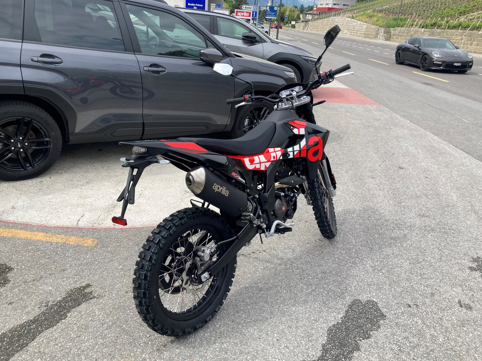 APRILIA RX 125 E5+-showroom-element-1