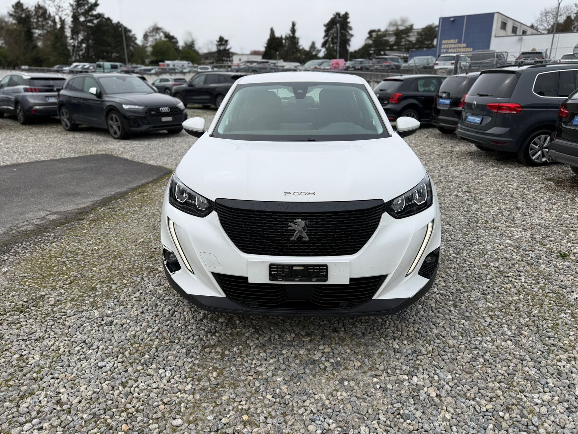 PEUGEOT 2008 1.5 BlueHDi Allure Pack EAT8-image-0