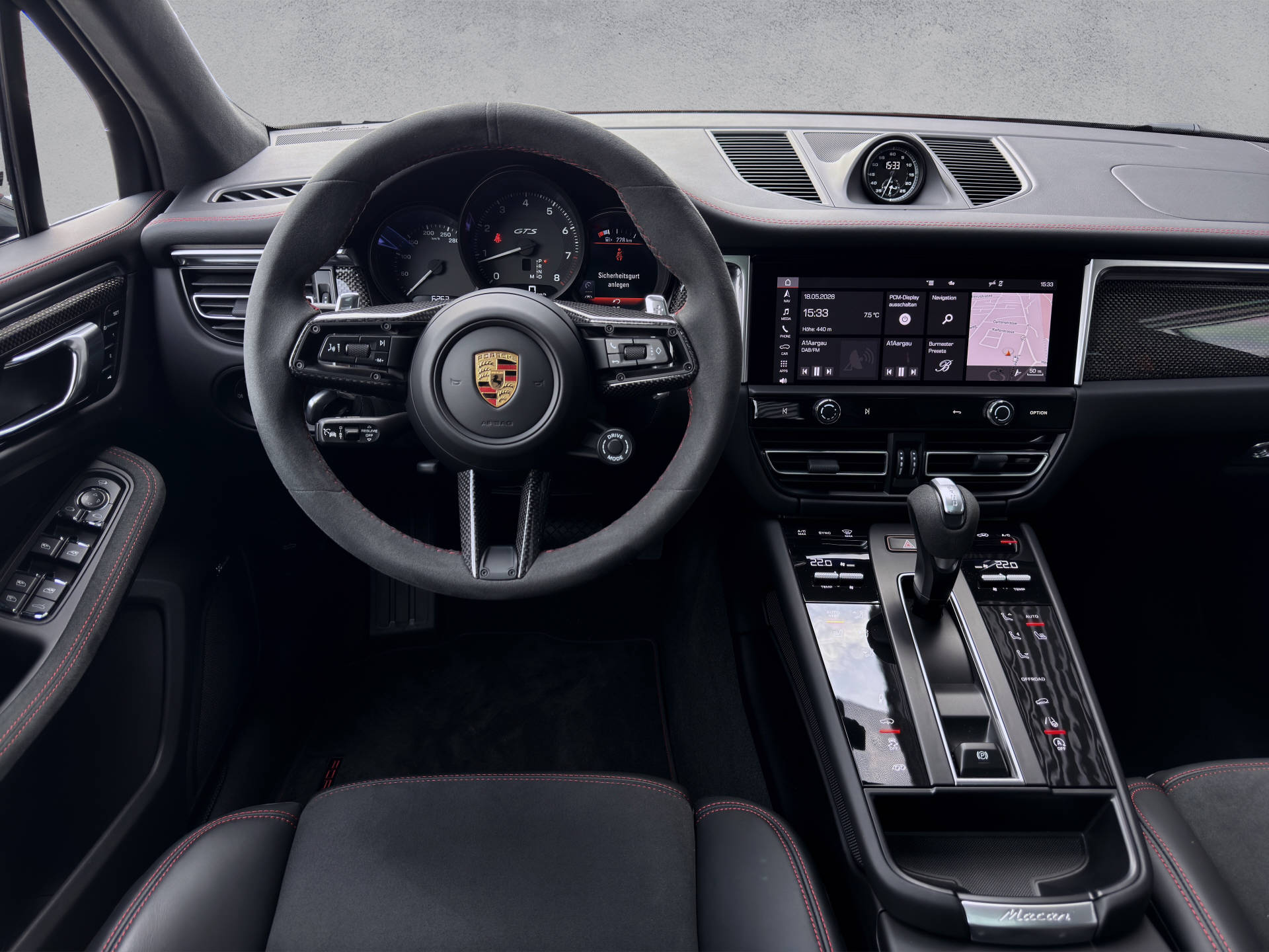 PORSCHE Macan GTS-image-5