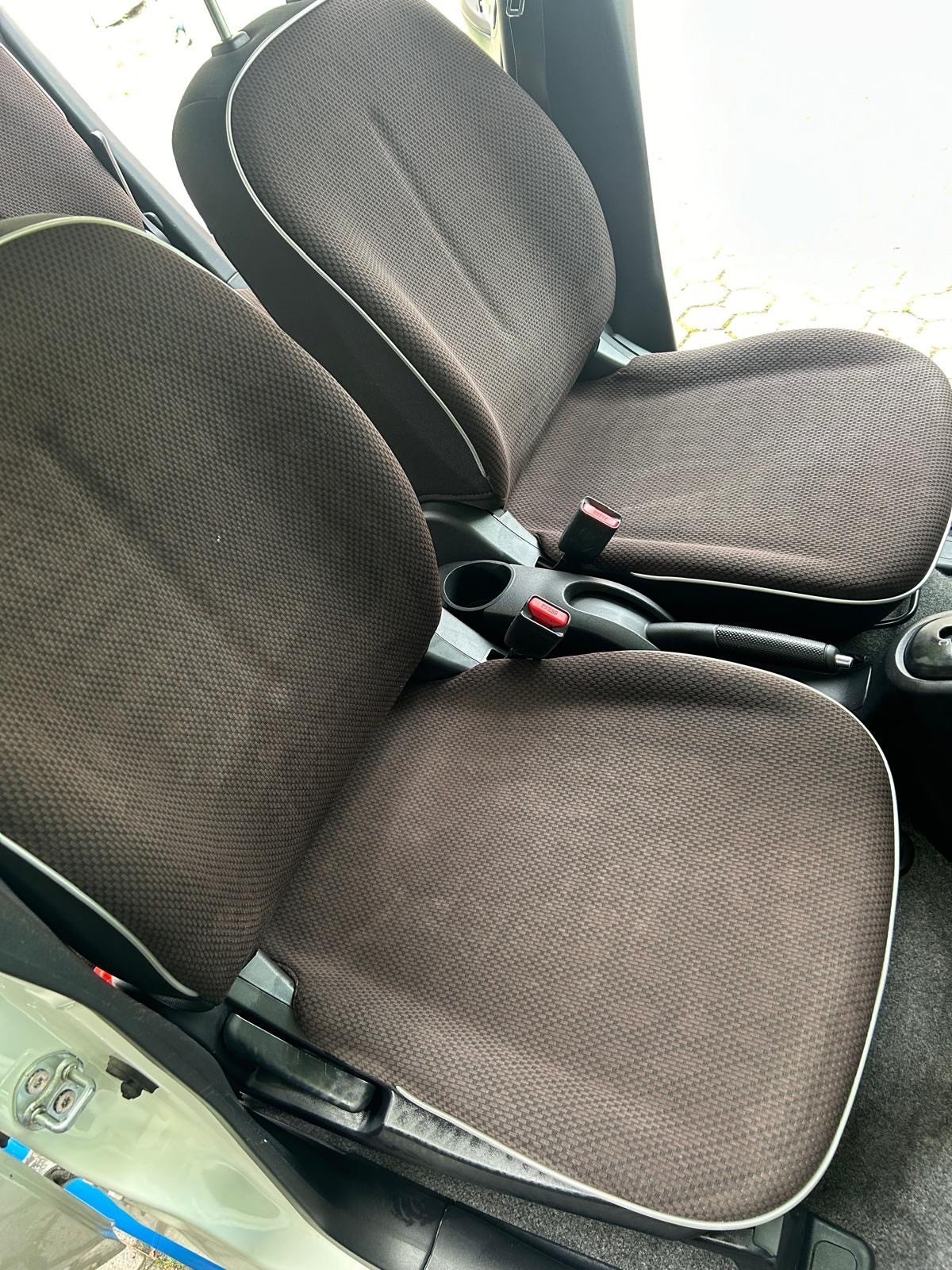 MITSUBISHI i MiEV-image-7
