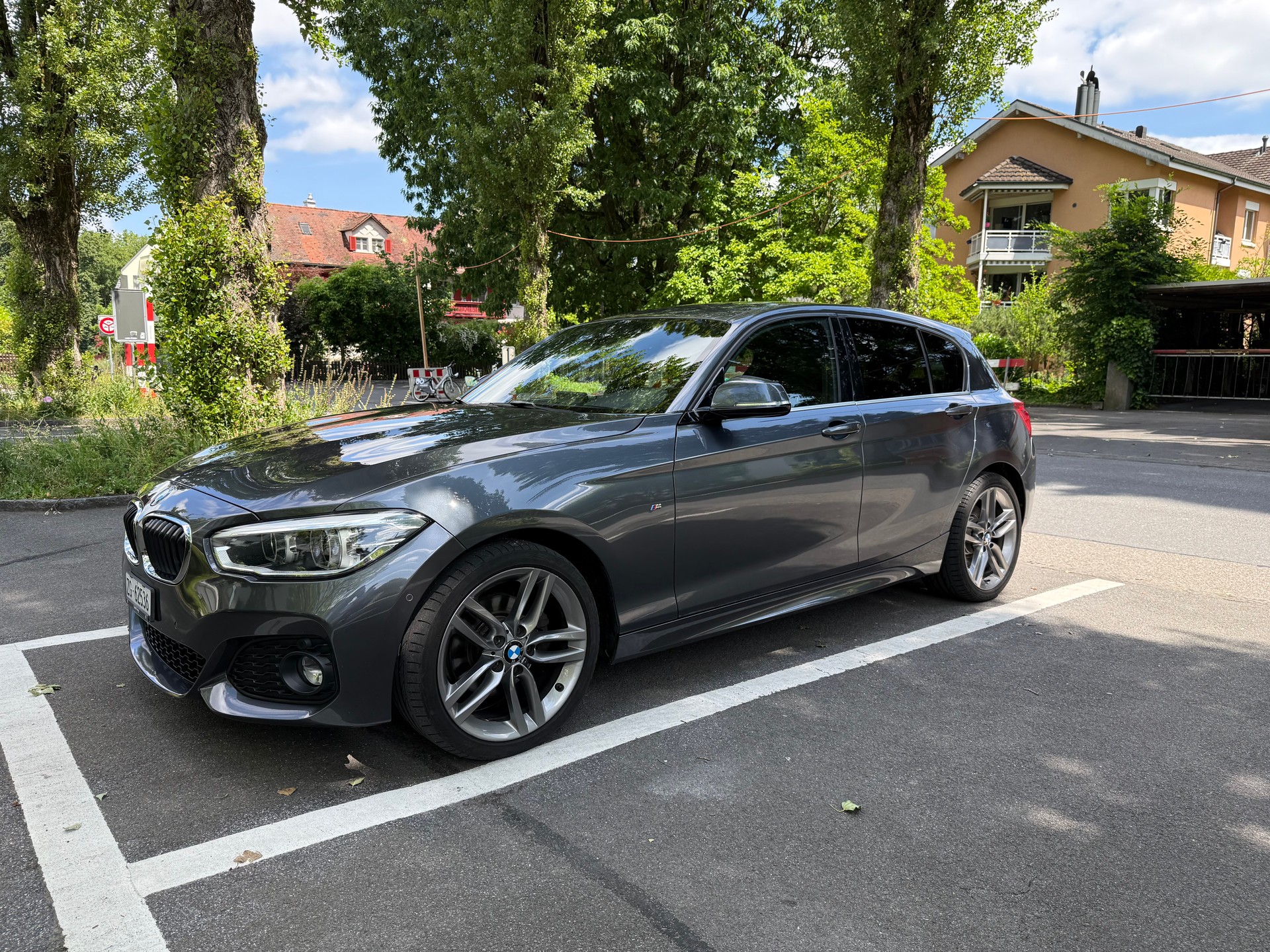 BMW 120d xDrive edition M sport steptronic-image-0