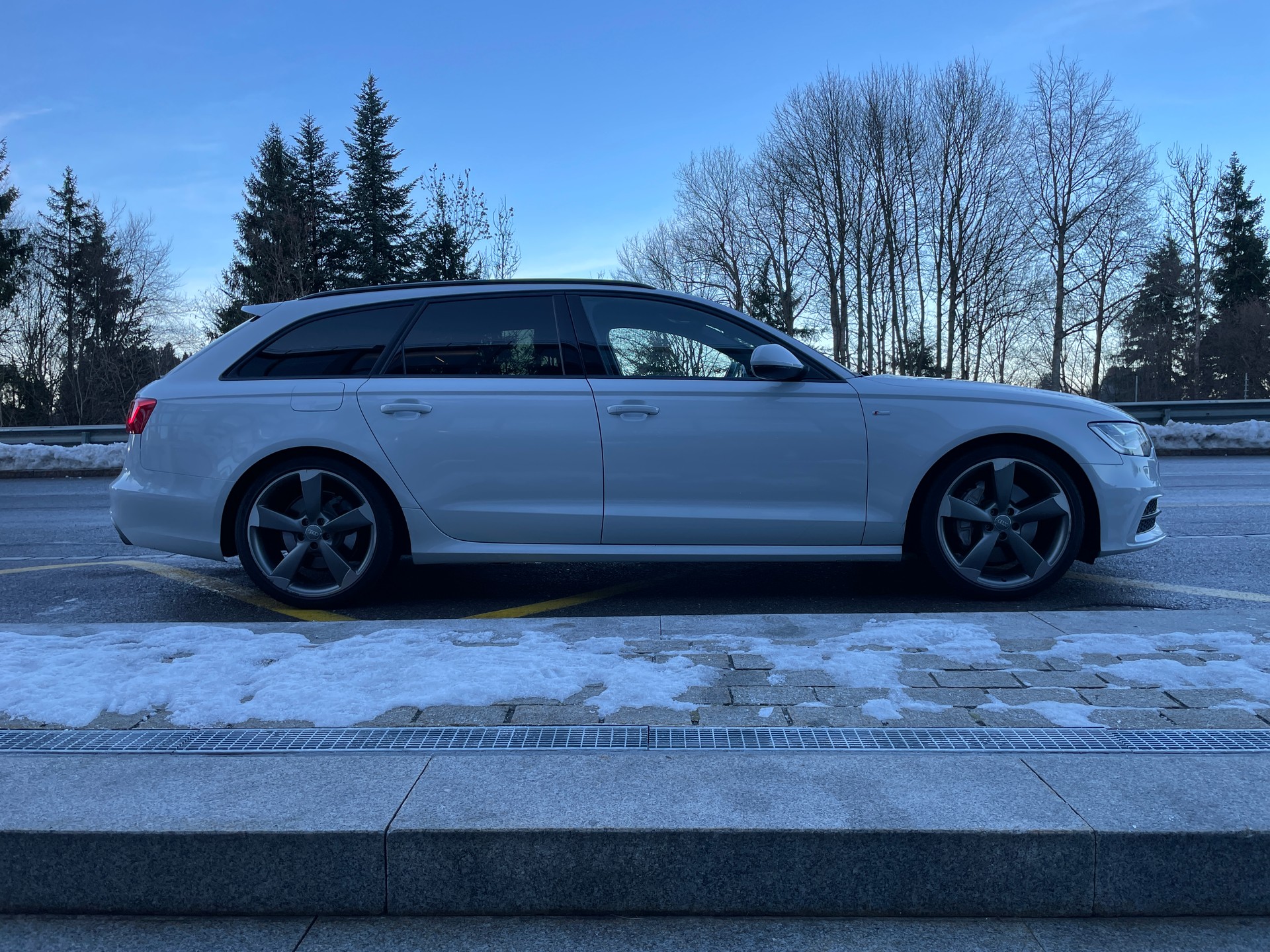 AUDI A6 Avant 3.0 BiTDI V6 quattro tiptronic-image-3