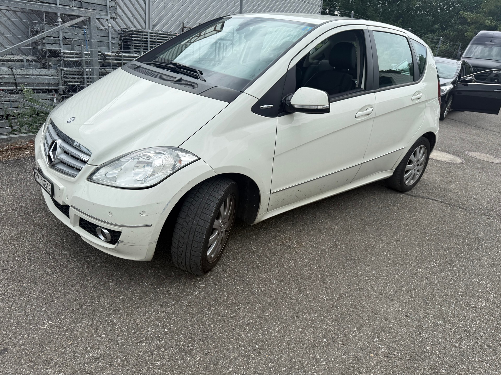 MERCEDES-BENZ A 180 (170) BlueEfficiency Avantgarde Selection-image-0