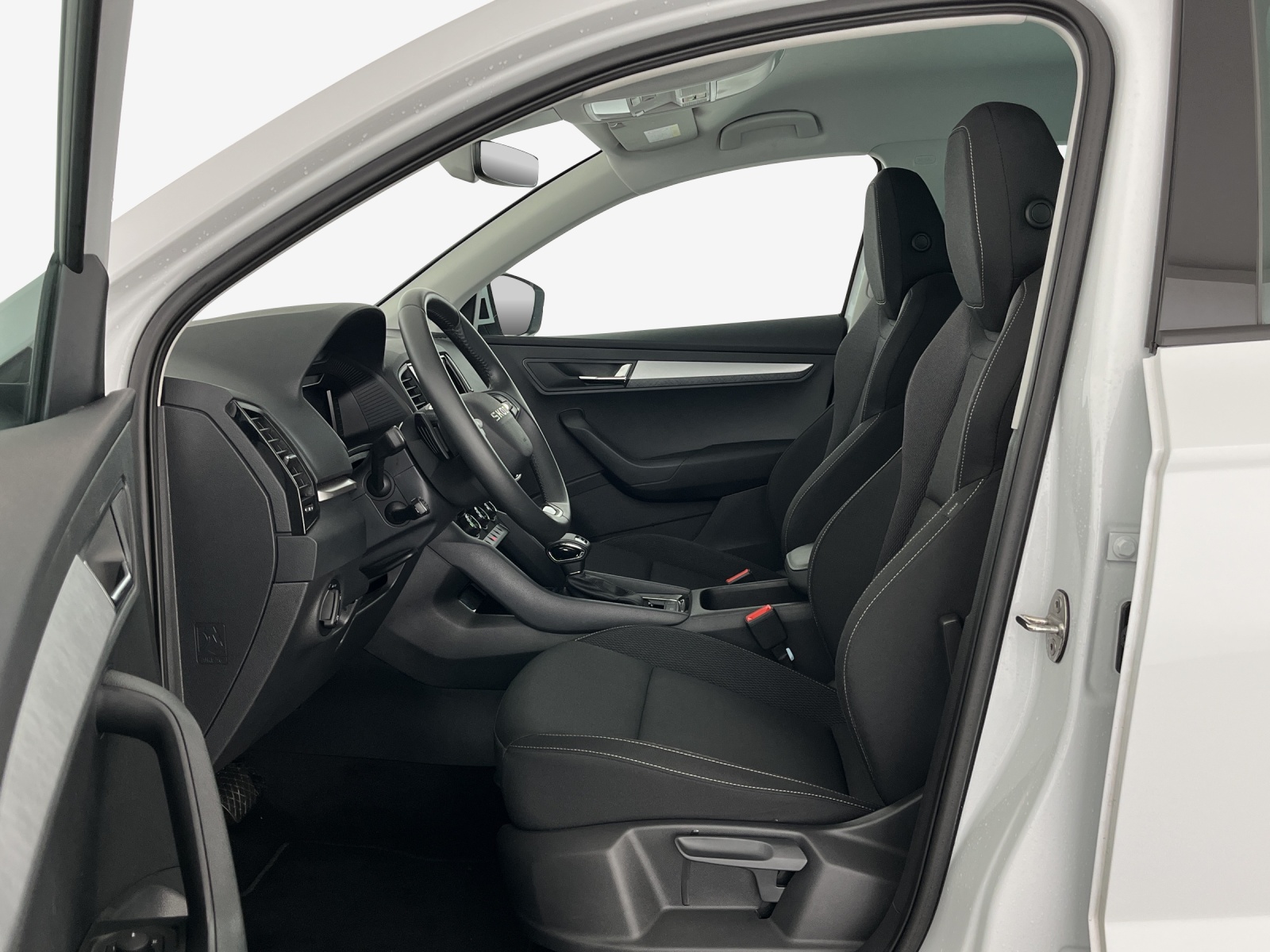 SKODA Karoq 2.0 TDI CR Selection 4x4 DSG-image-10