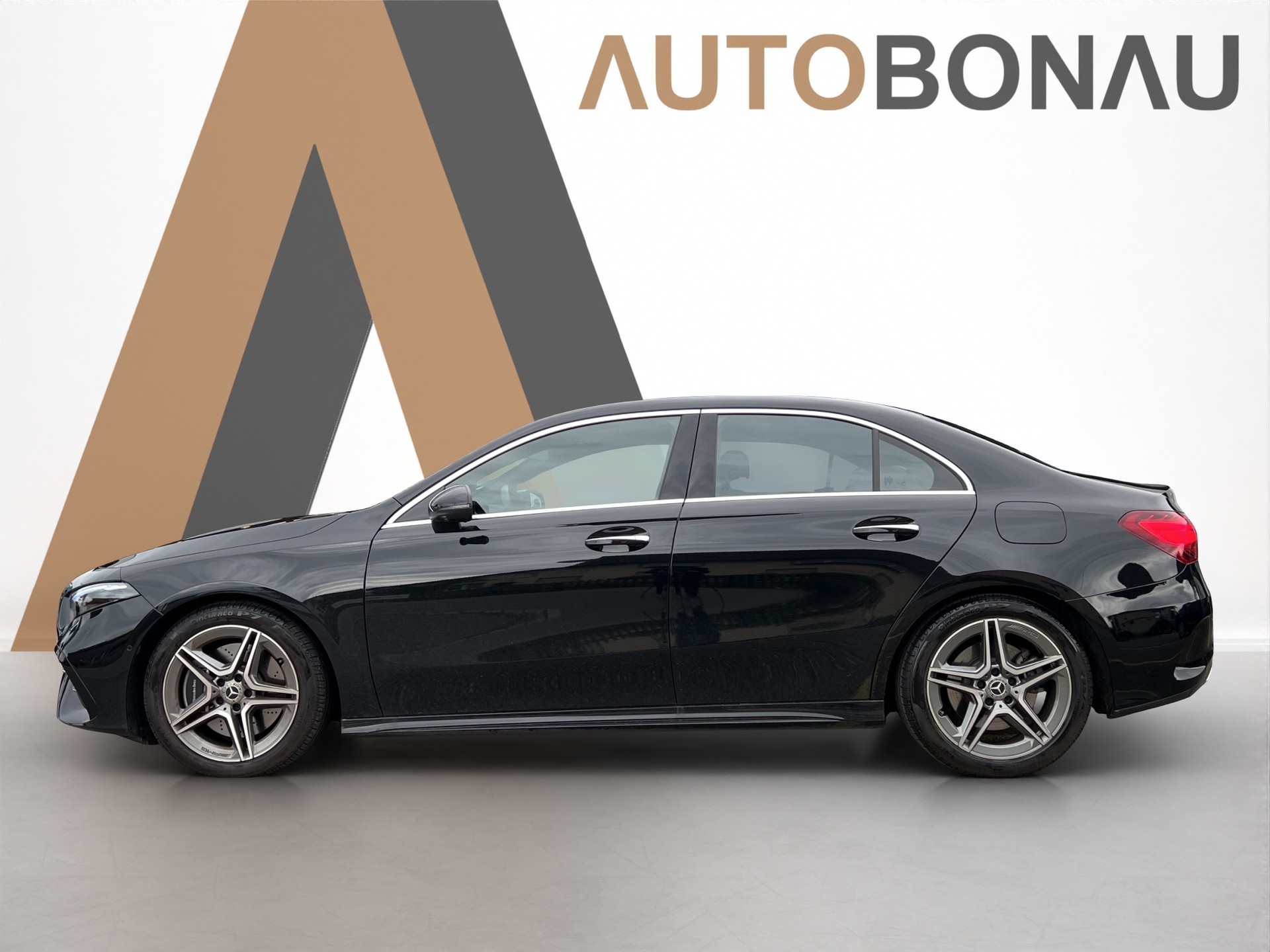 MERCEDES-BENZ A 250 AMG Line 4 Matic Limousine-image-1