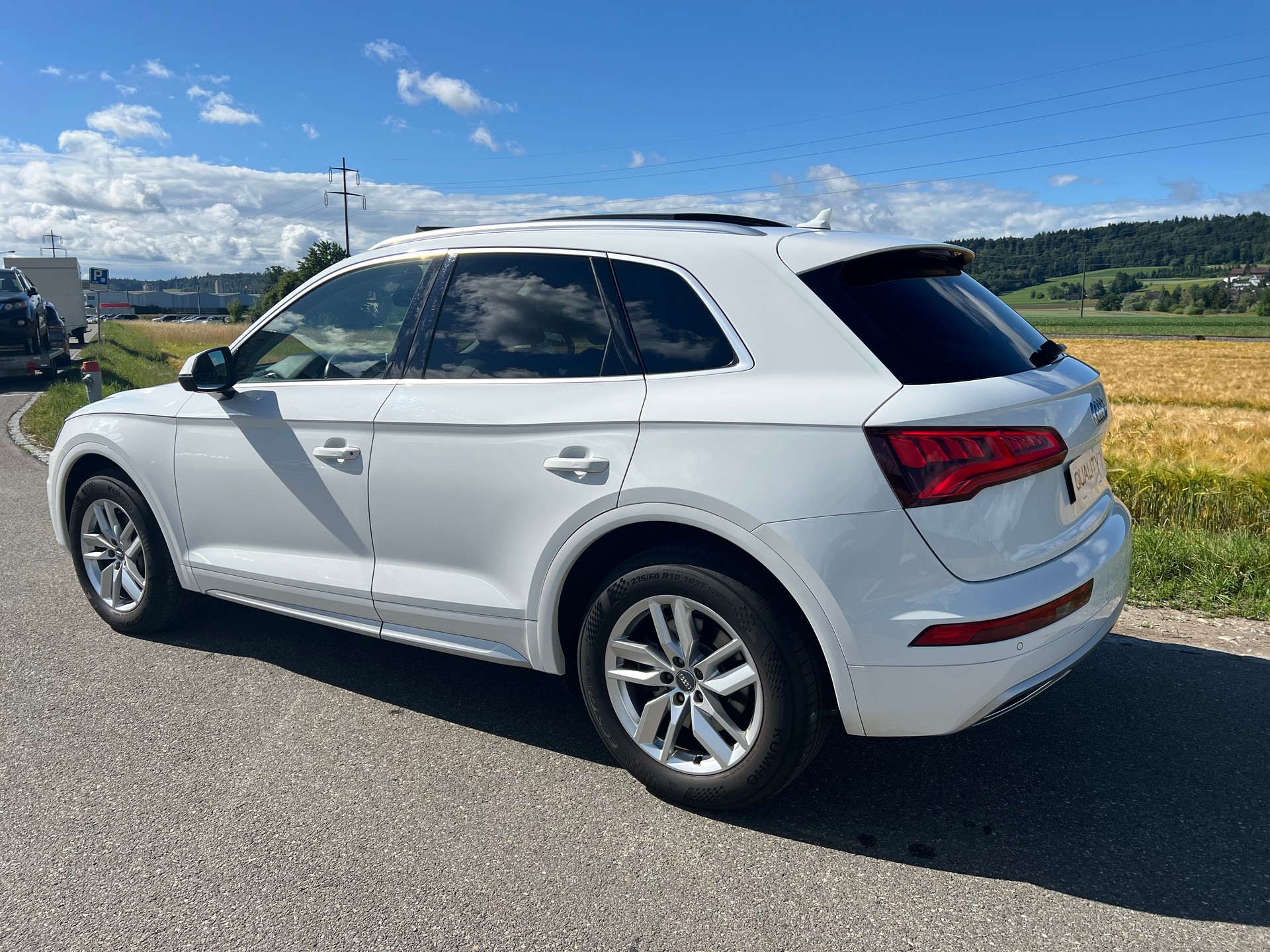 AUDI Q5 2.0 TDI sport quattro-image-9