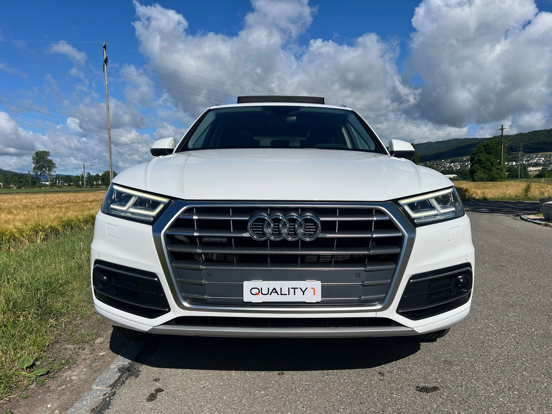 AUDI Q5 2.0 TDI sport quattro-image-2
