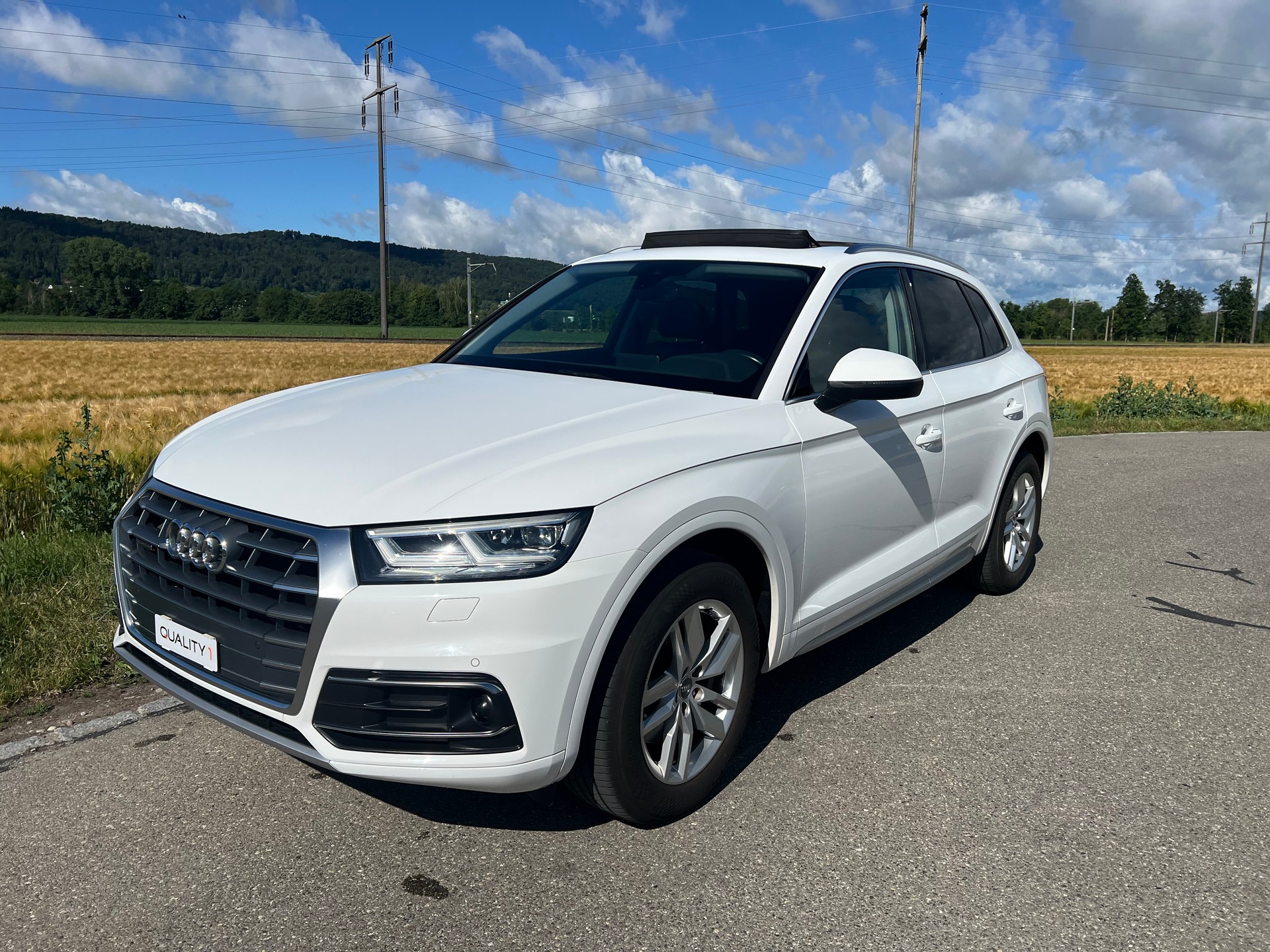 AUDI Q5 2.0 TDI sport quattro-image-3