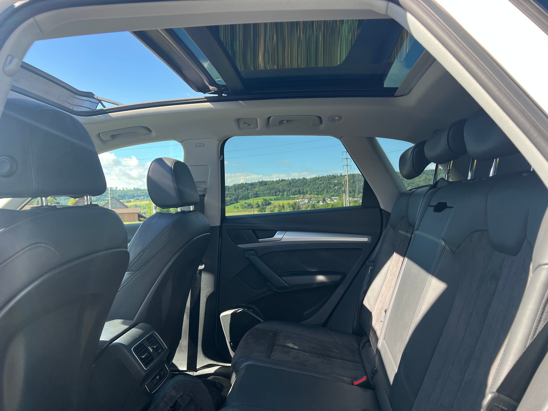 AUDI Q5 2.0 TDI sport quattro-image-24