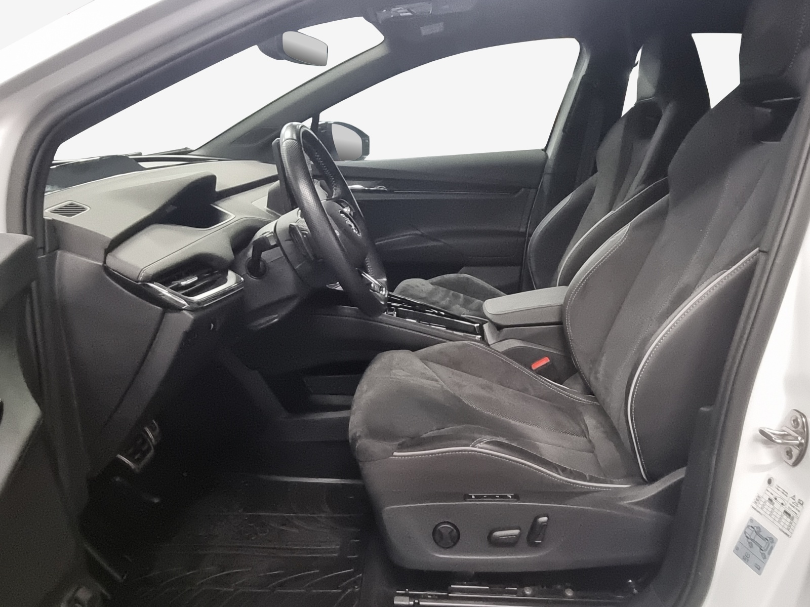 SKODA Enyaq iV 80x SportLine-image-7