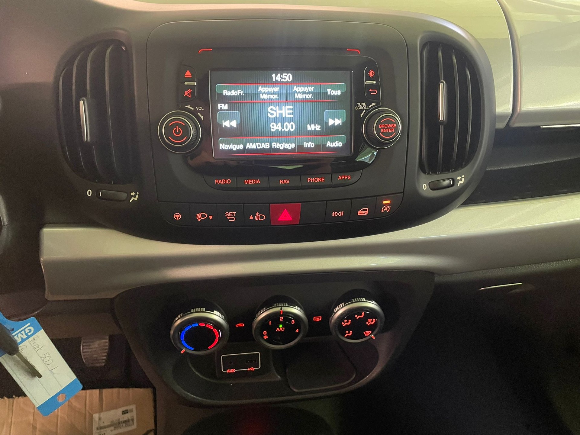 FIAT 500L 1.6 JTD Lounge-image-11