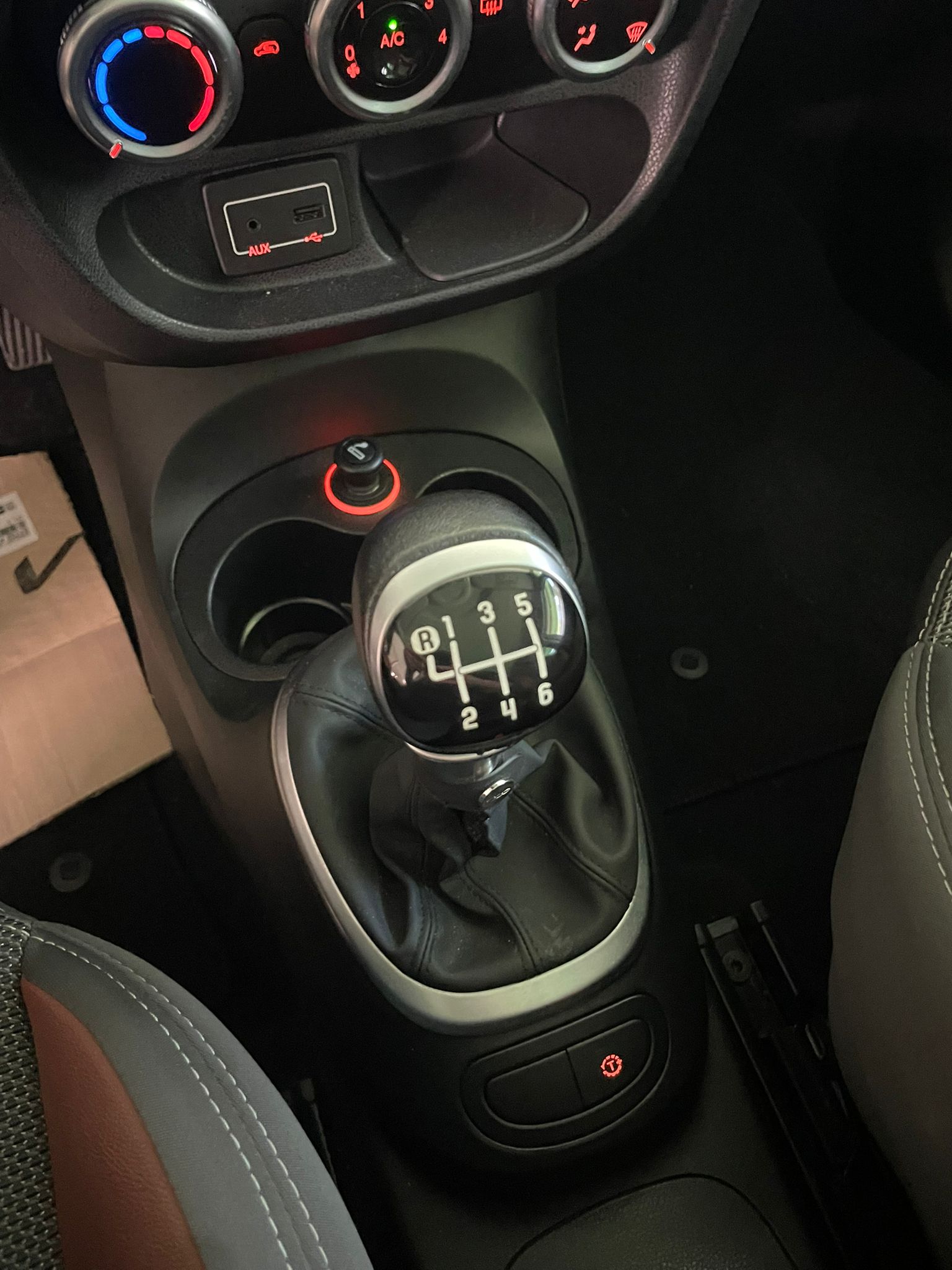 FIAT 500L 1.6 JTD Lounge-image-13