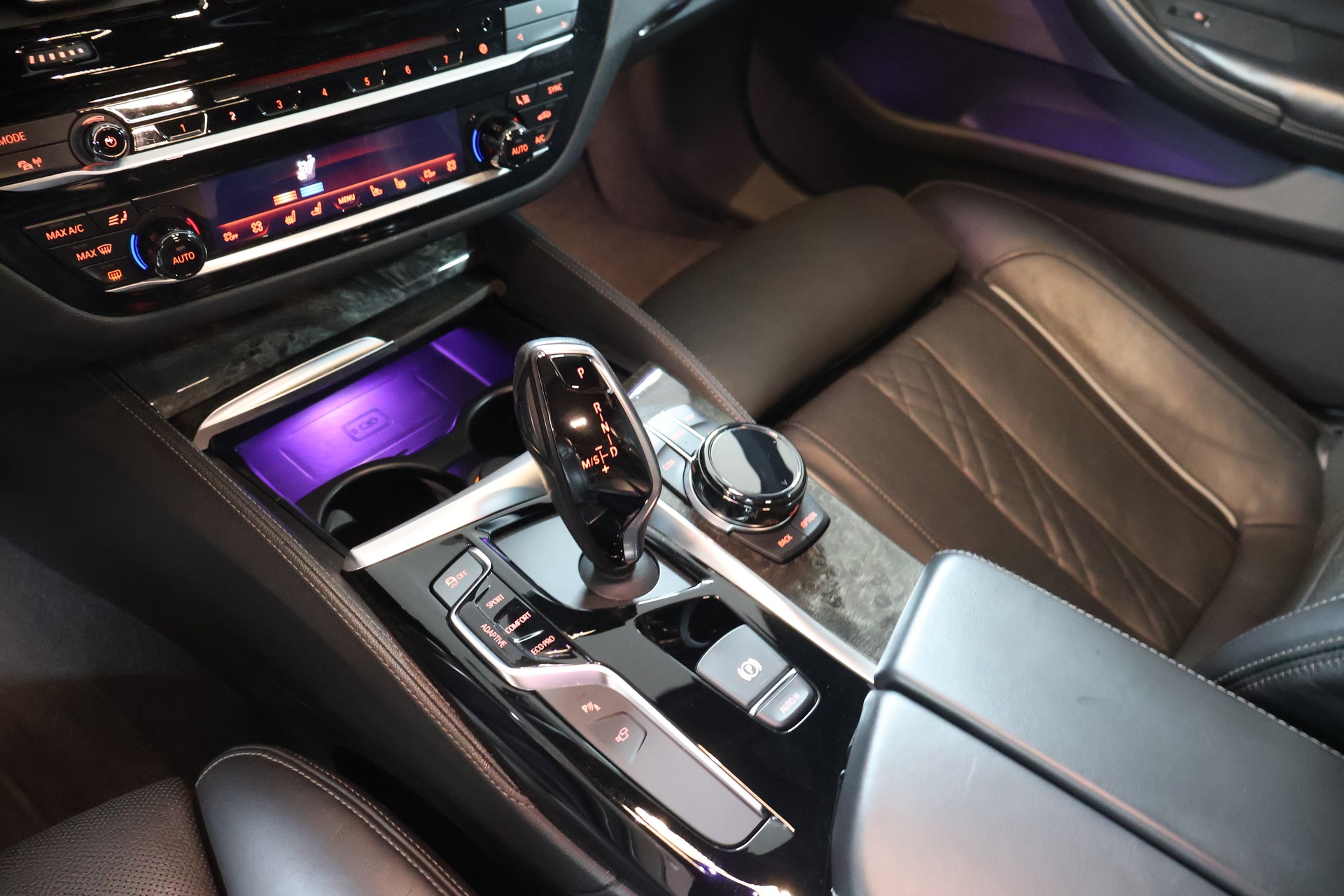 BMW 540d xDrive Steptronic M Sport-image-13