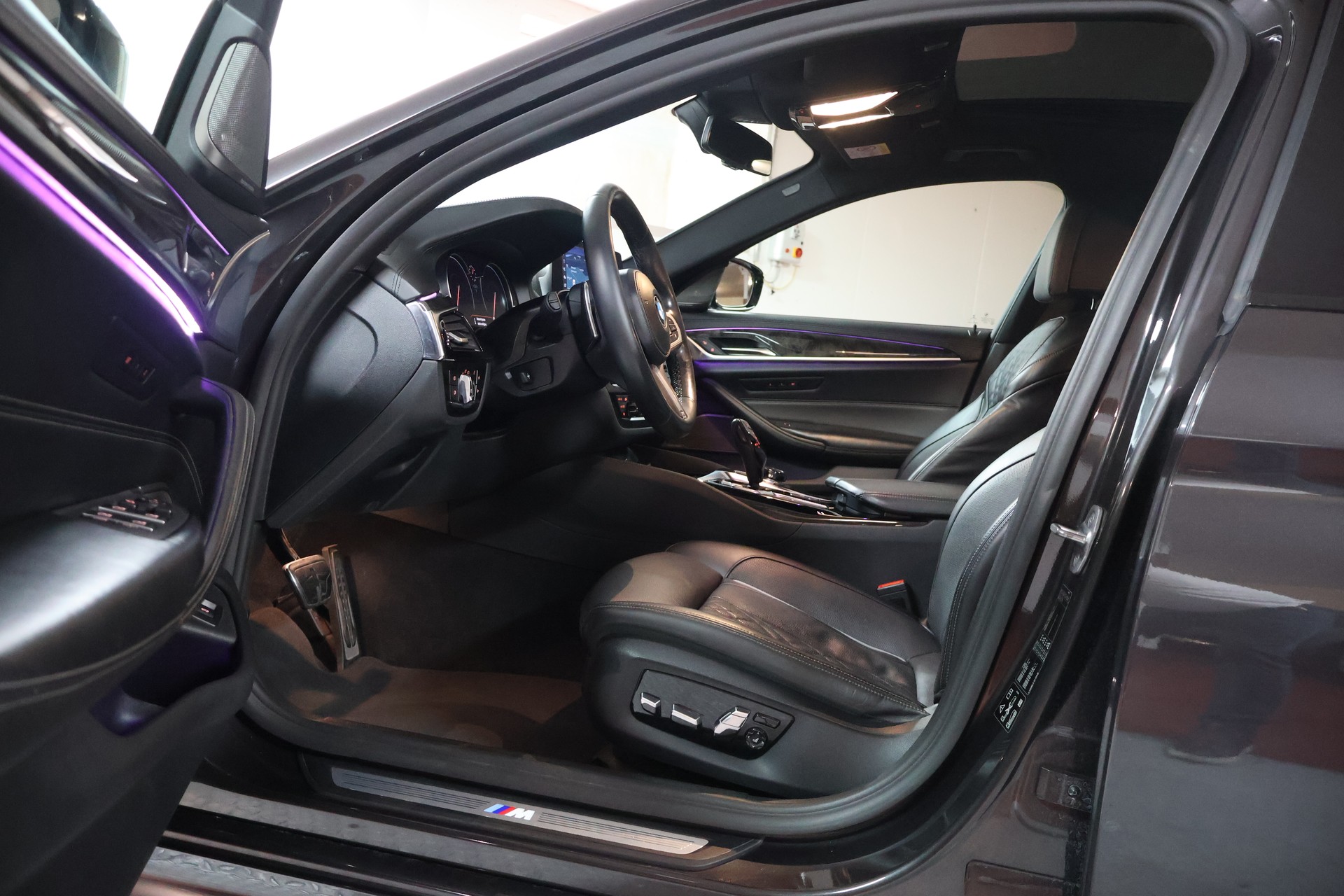 BMW 540d xDrive Steptronic M Sport-image-6