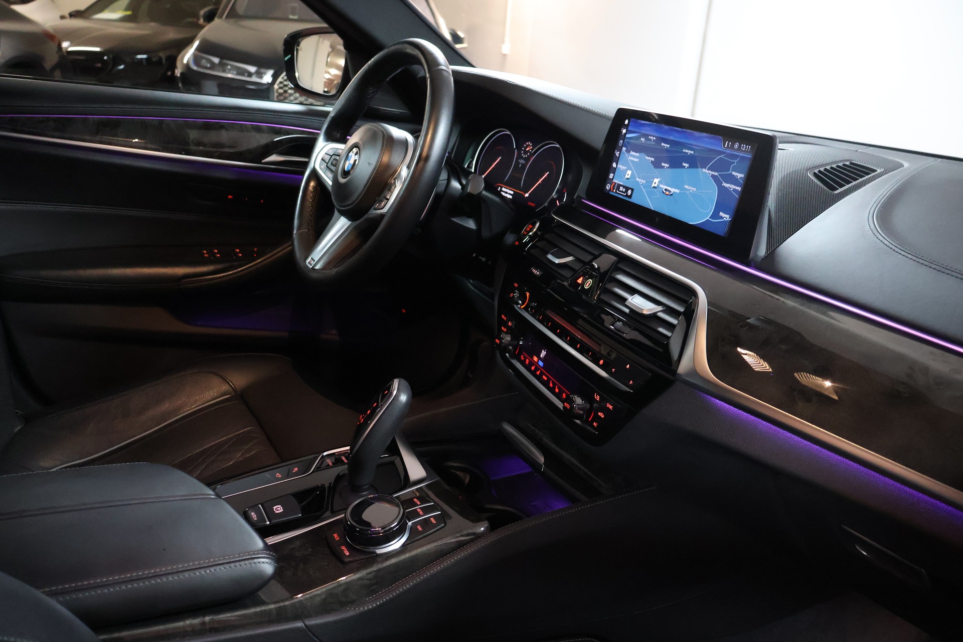 BMW 540d xDrive Steptronic M Sport-image-11