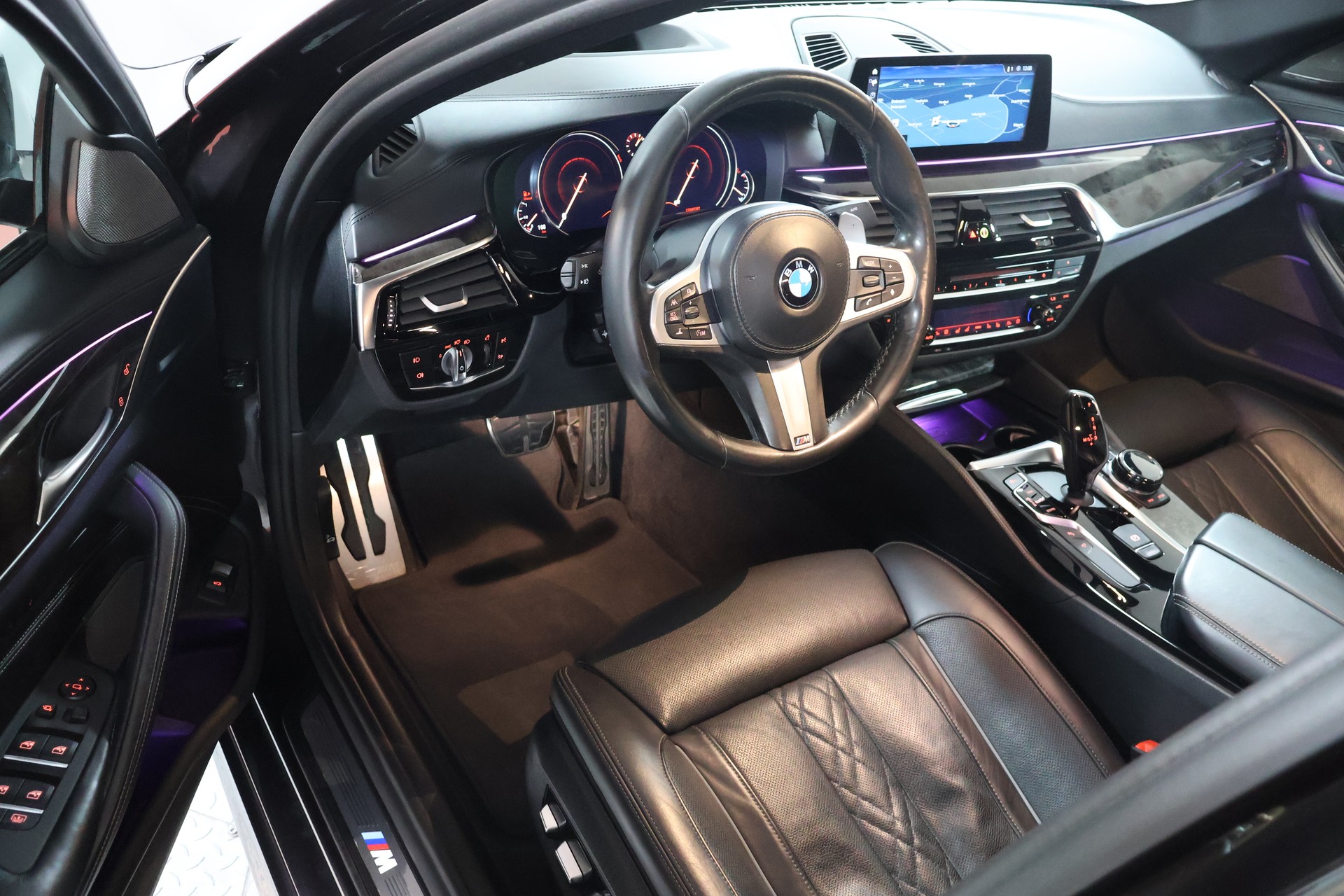 BMW 540d xDrive Steptronic M Sport-image-7