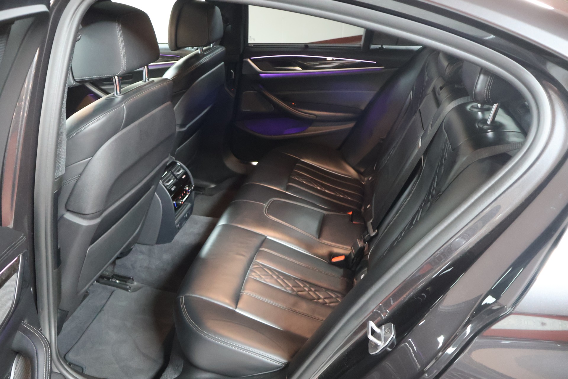 BMW 540d xDrive Steptronic M Sport-image-18