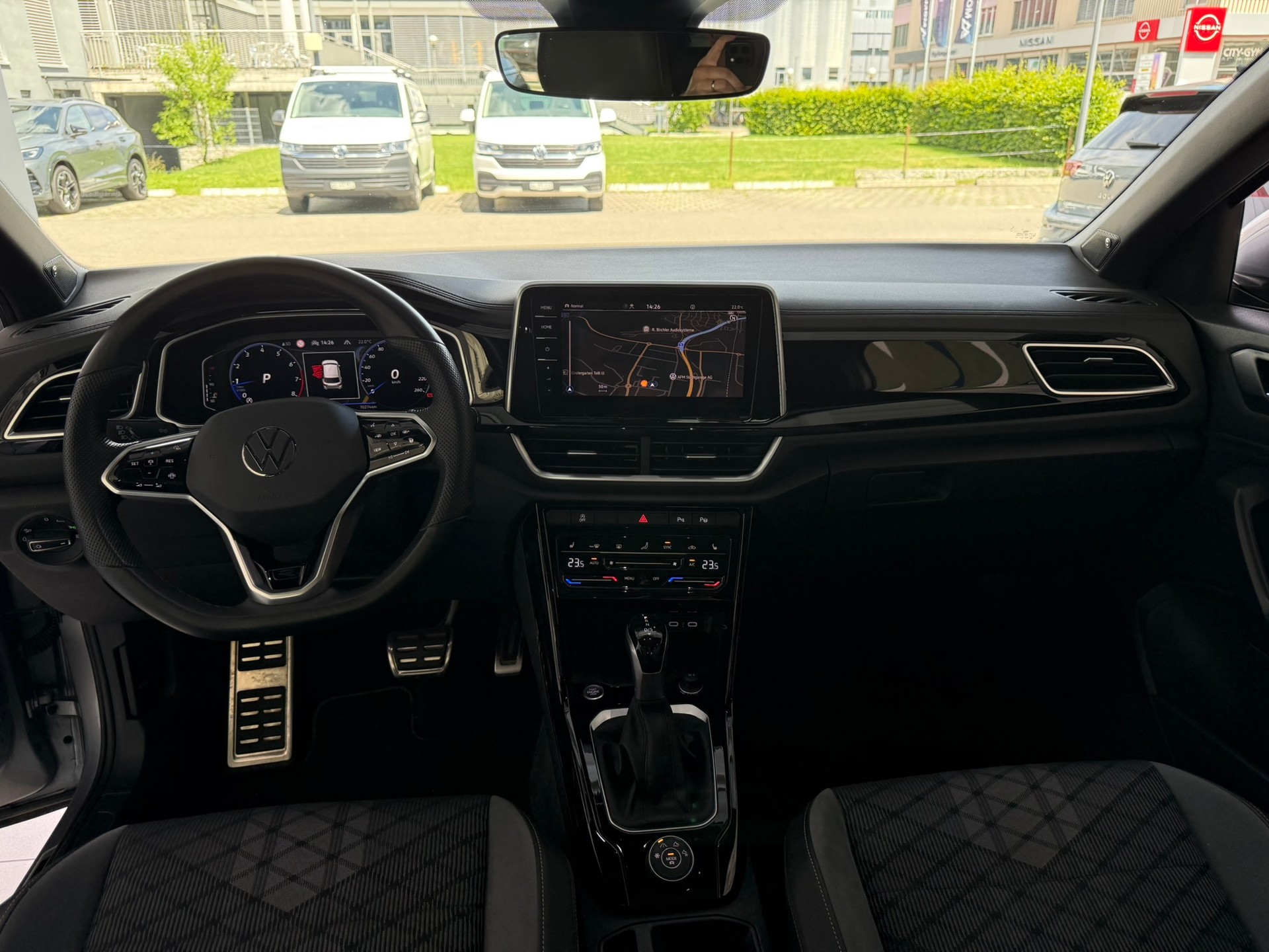 VW T-Roc 2.0 TSI R-Line DSG 4Motion-image-10
