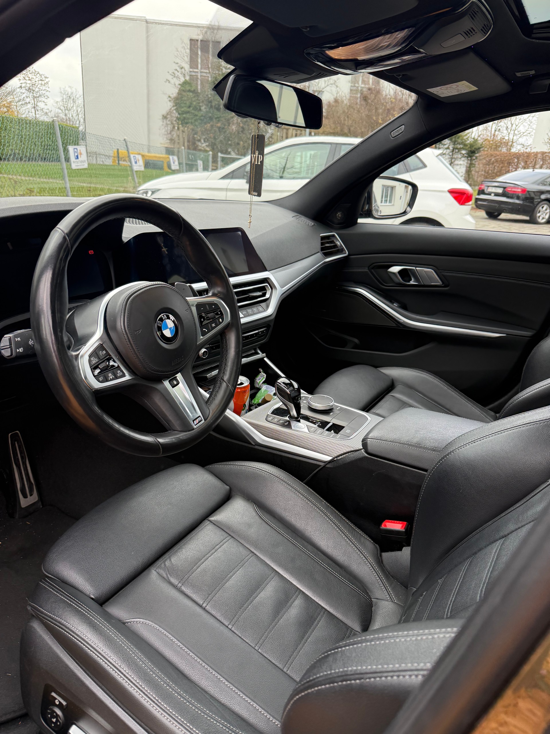BMW M340i xDrive-image-4