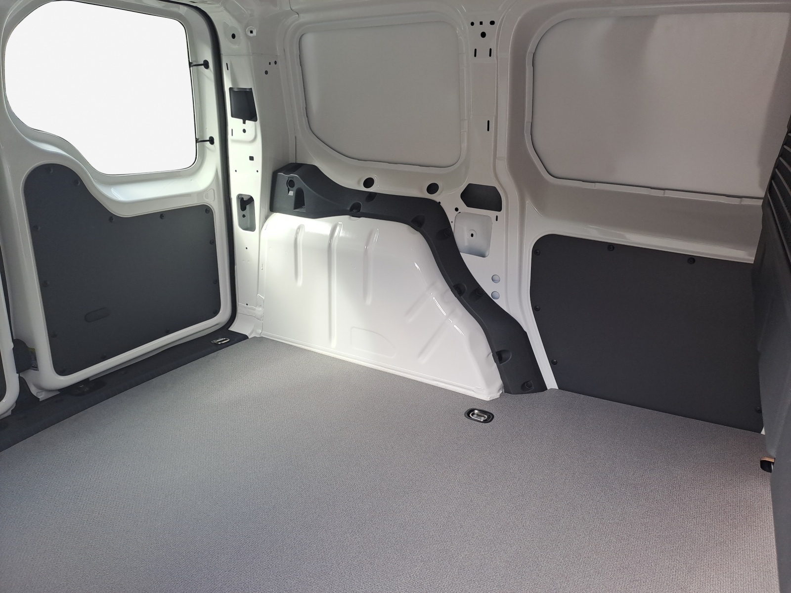 VW Caddy Cargo 1.5 TSI Entry DSG-image-11